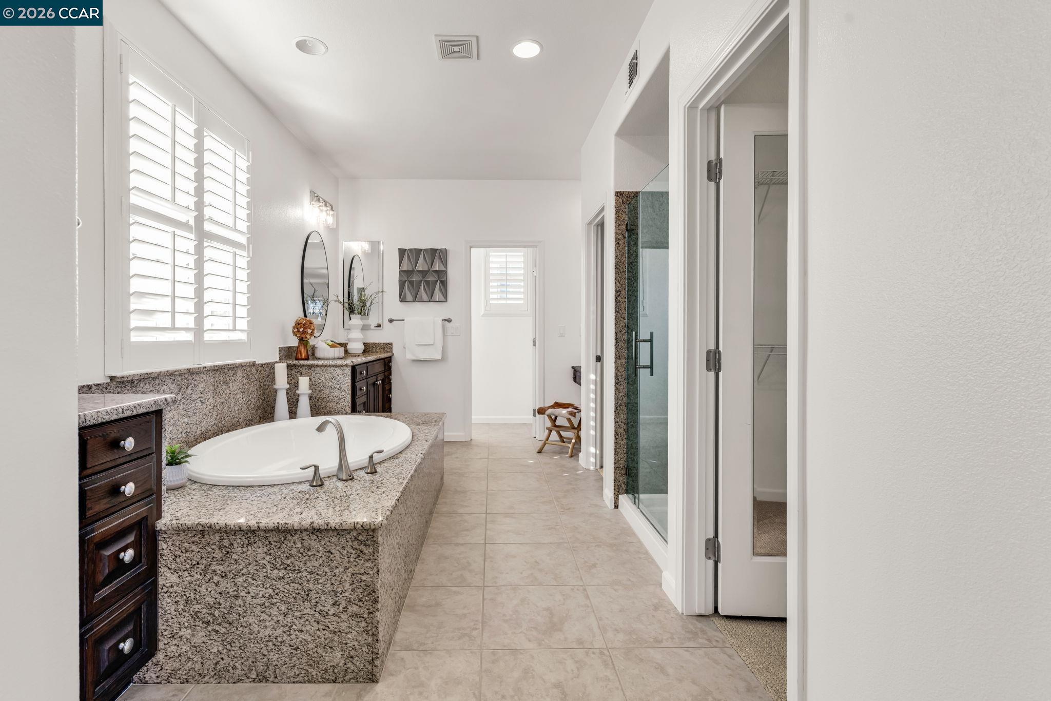 Detail Gallery Image 33 of 60 For 116 Spalding Ct, San Ramon,  CA 94582 - 5 Beds | 3 Baths