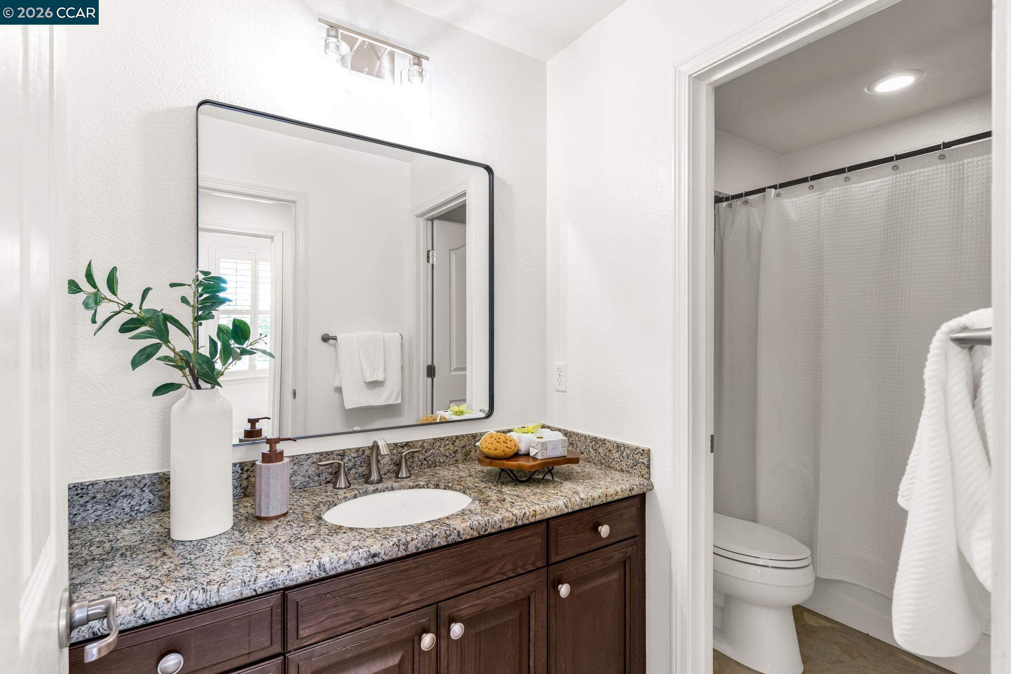 Detail Gallery Image 39 of 60 For 116 Spalding Ct, San Ramon,  CA 94582 - 5 Beds | 3 Baths