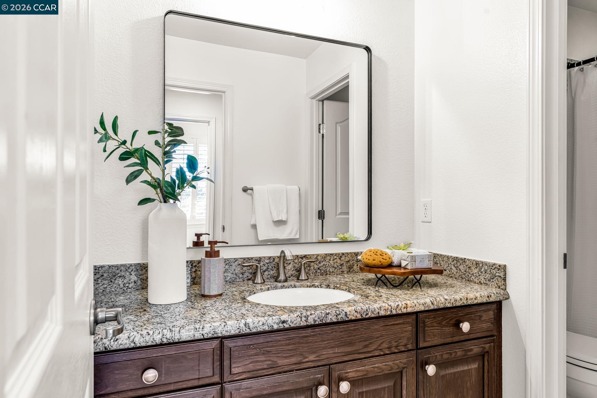 Detail Gallery Image 40 of 60 For 116 Spalding Ct, San Ramon,  CA 94582 - 5 Beds | 3 Baths