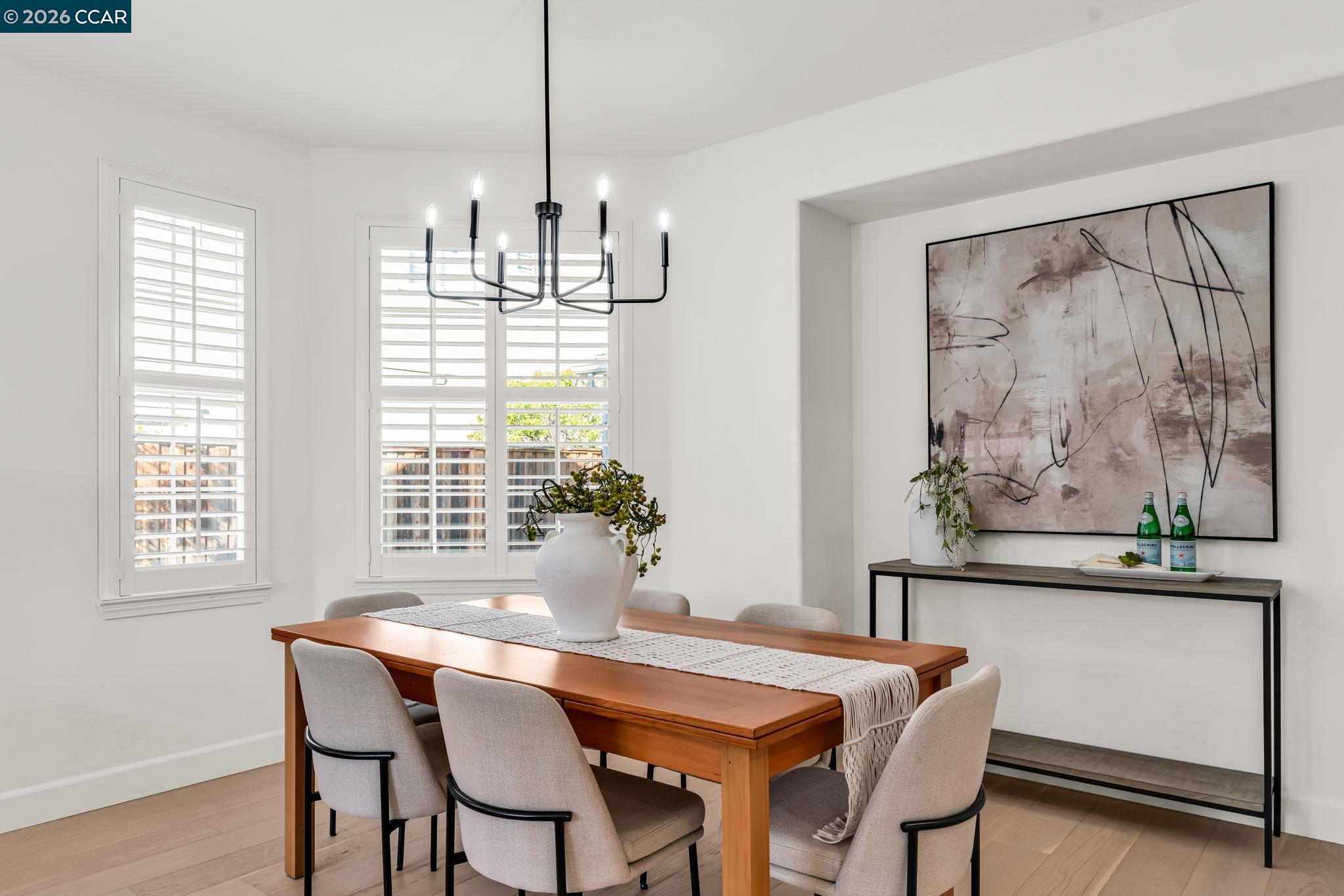 Detail Gallery Image 10 of 60 For 116 Spalding Ct, San Ramon,  CA 94582 - 5 Beds | 3 Baths