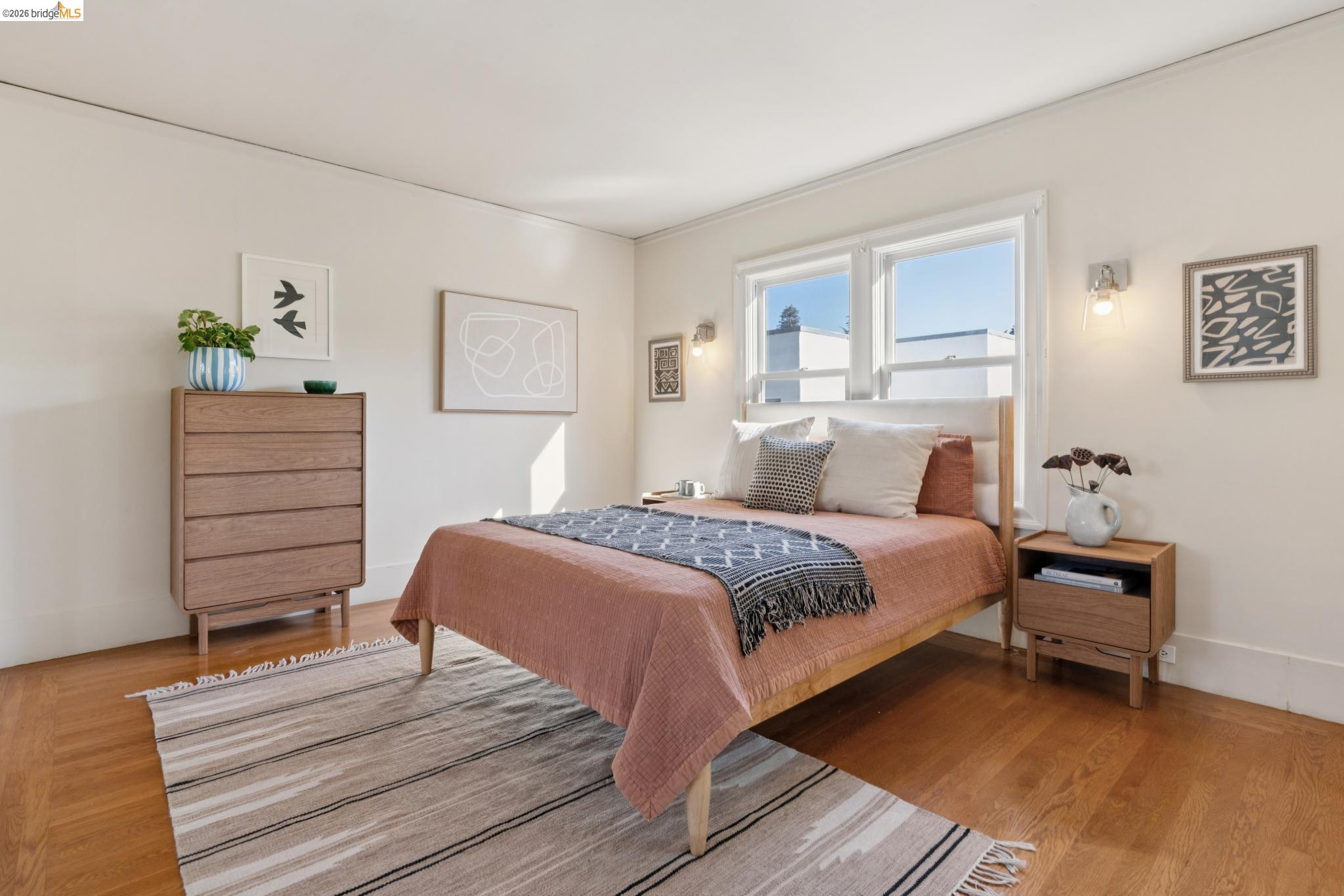 Detail Gallery Image 23 of 38 For 1210 Everett Ave, Oakland,  CA 94602 - 2 Beds | 2 Baths