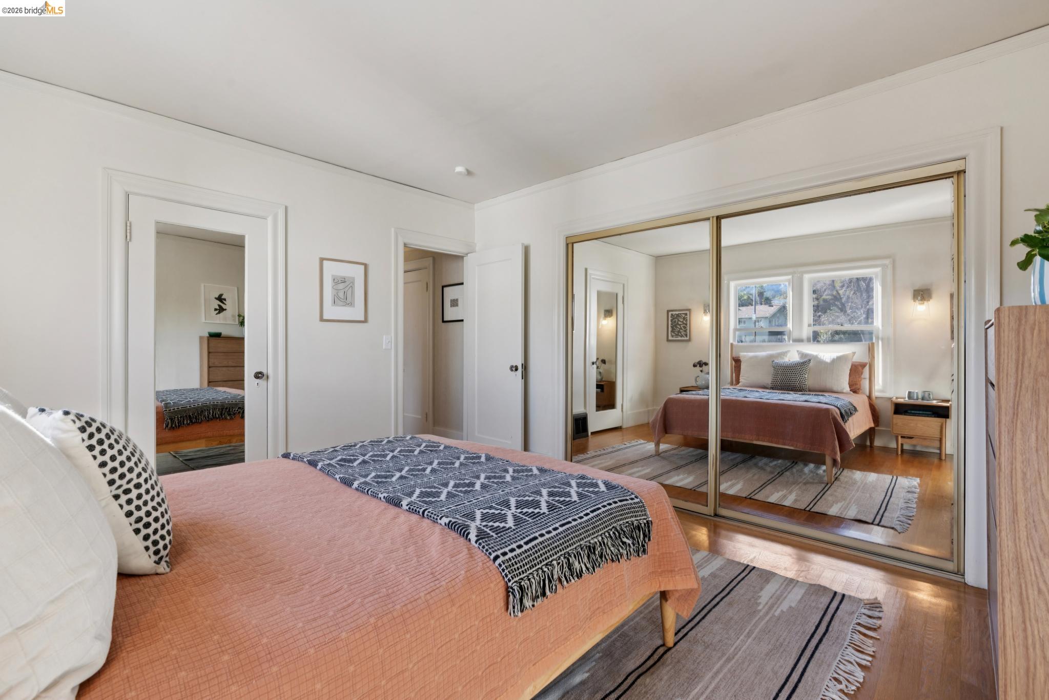 Detail Gallery Image 24 of 38 For 1210 Everett Ave, Oakland,  CA 94602 - 2 Beds | 2 Baths