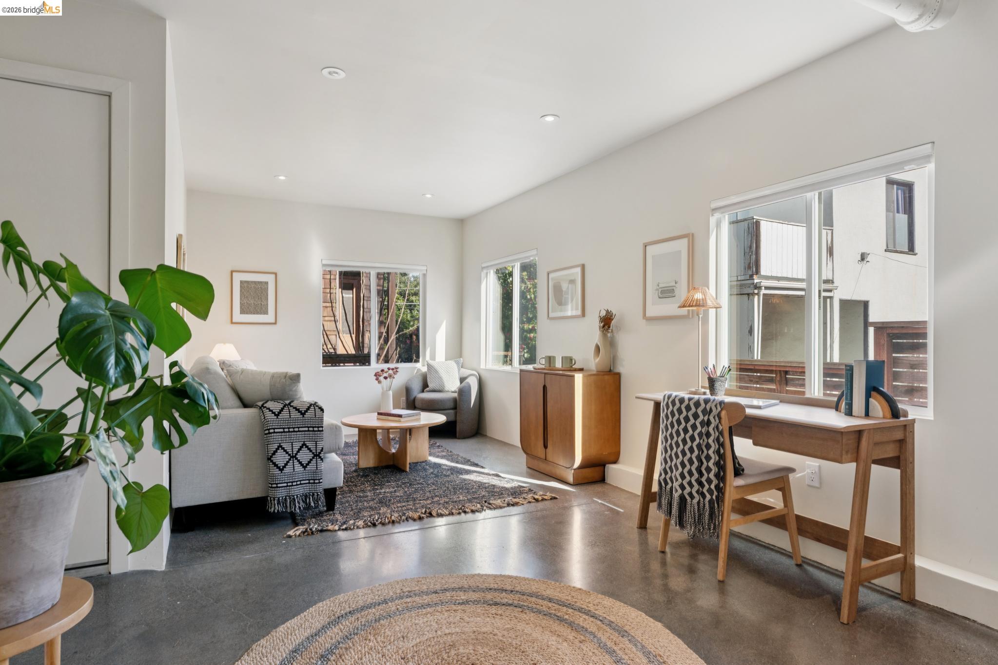 Detail Gallery Image 27 of 38 For 1210 Everett Ave, Oakland,  CA 94602 - 2 Beds | 2 Baths