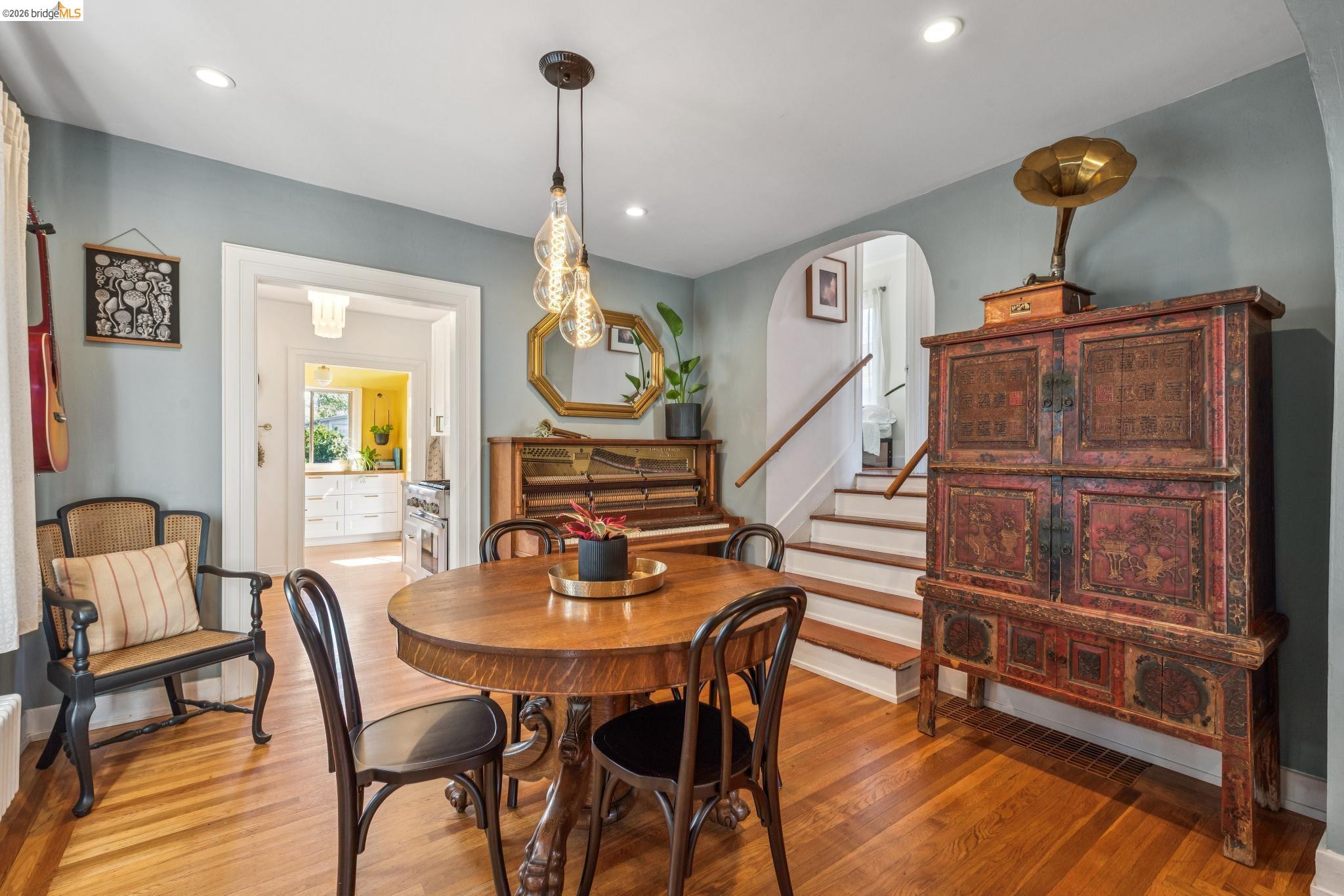 Detail Gallery Image 13 of 58 For 6004 Orchard Ave, Richmond,  CA 94804 - 3 Beds | 1/1 Baths