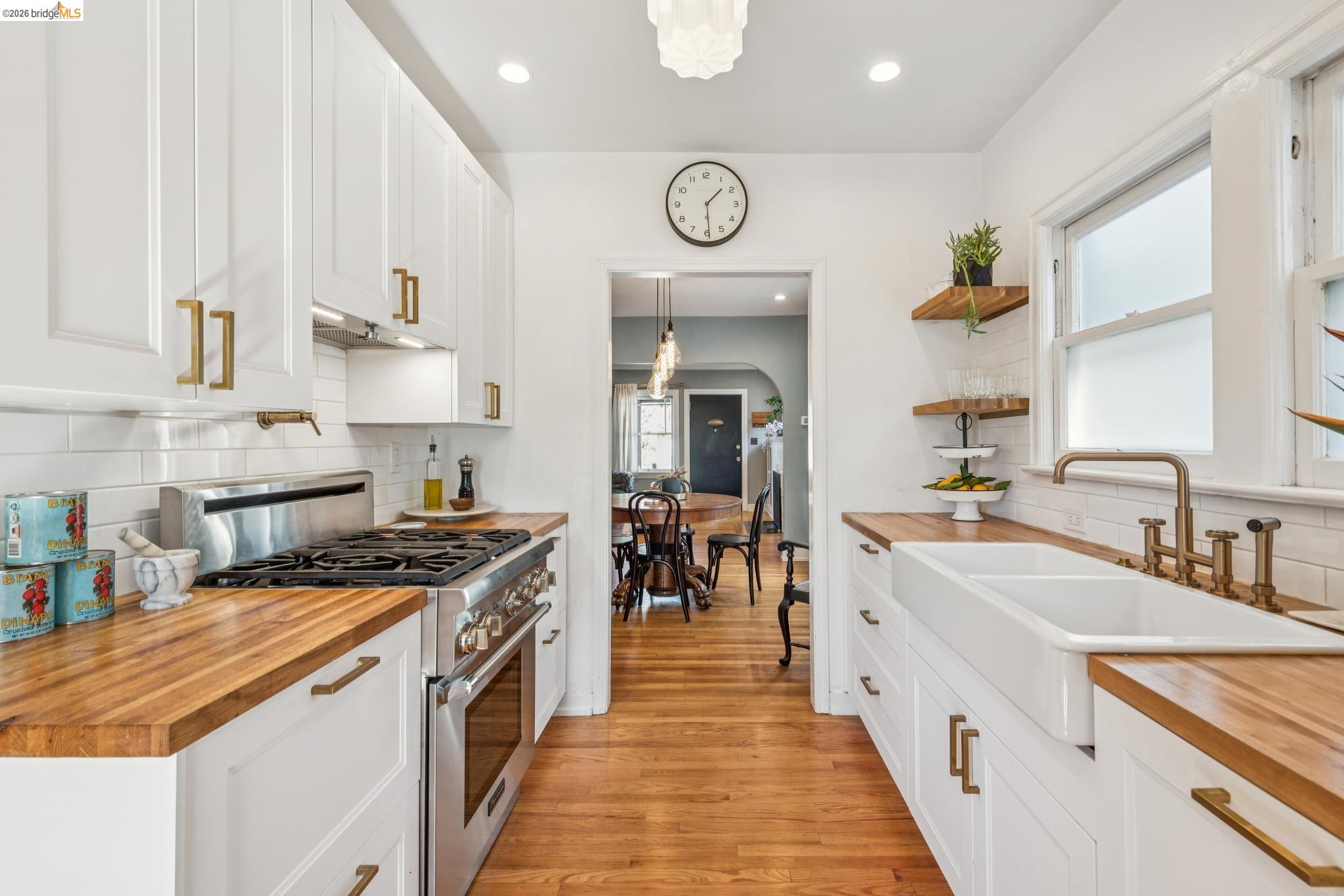 Detail Gallery Image 21 of 58 For 6004 Orchard Ave, Richmond,  CA 94804 - 3 Beds | 1/1 Baths