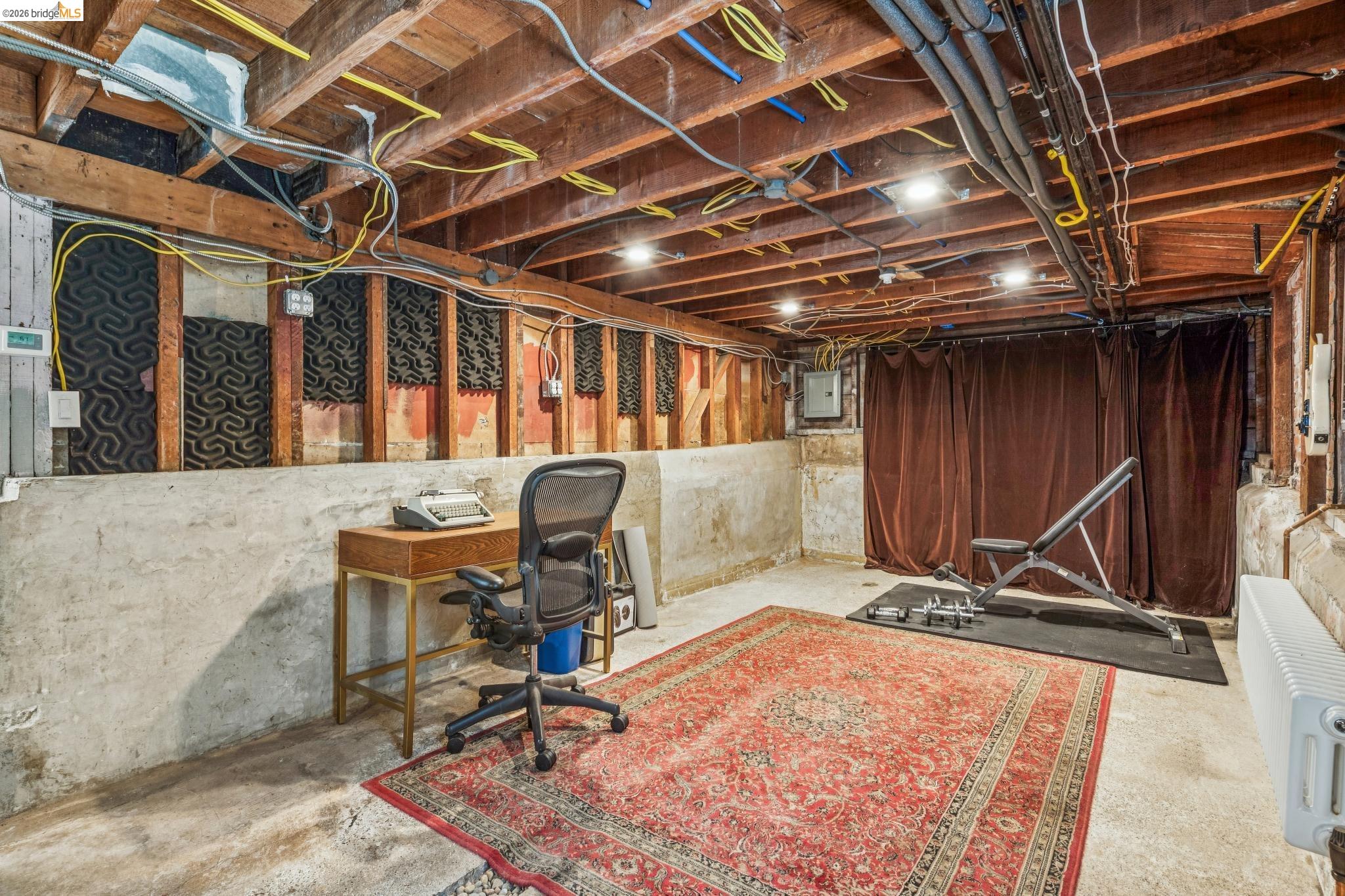 Detail Gallery Image 41 of 58 For 6004 Orchard Ave, Richmond,  CA 94804 - 3 Beds | 1/1 Baths