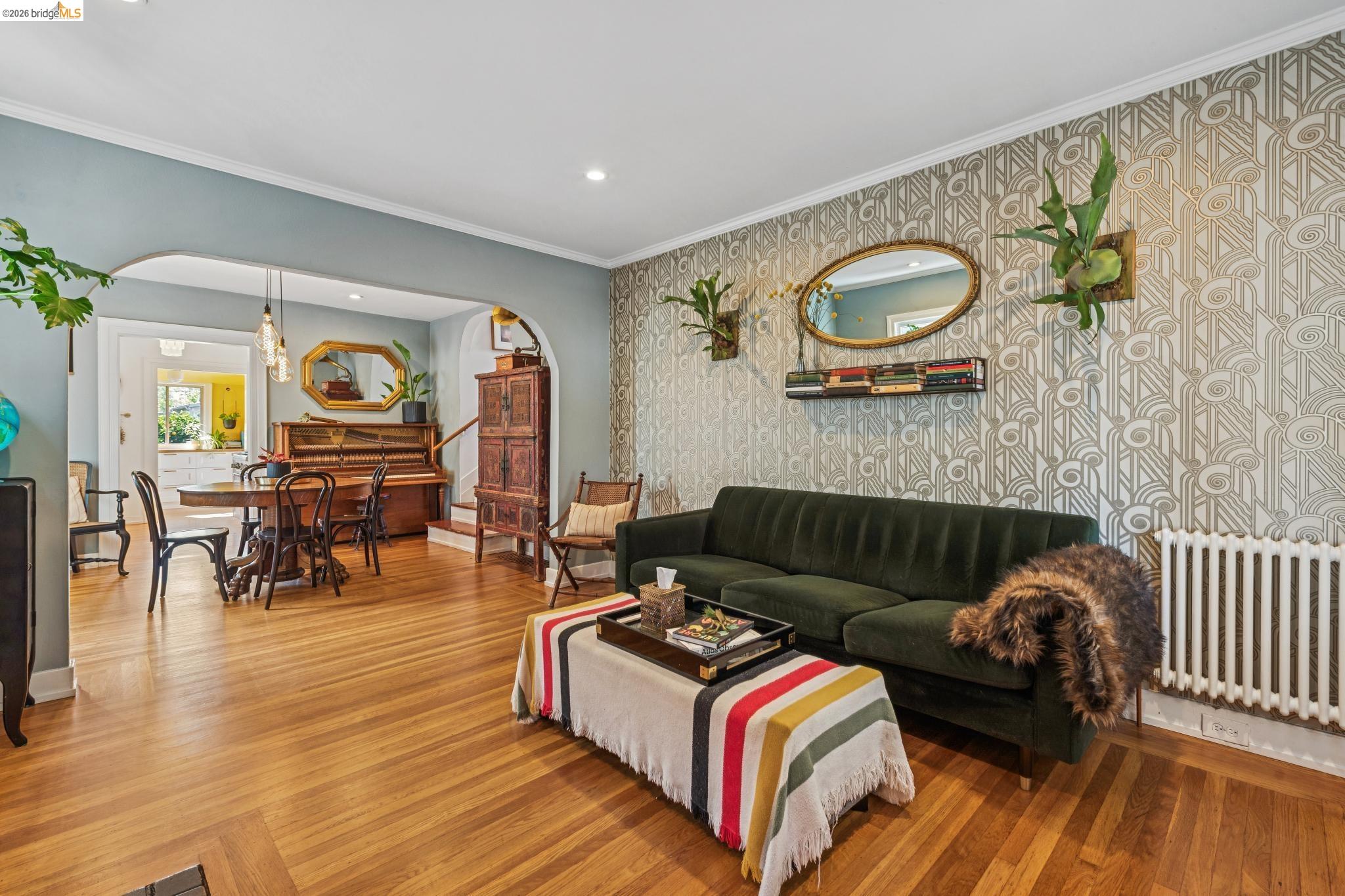 Detail Gallery Image 6 of 58 For 6004 Orchard Ave, Richmond,  CA 94804 - 3 Beds | 1/1 Baths