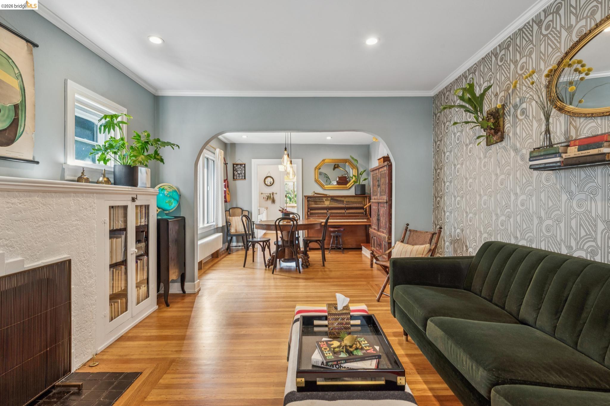 Detail Gallery Image 7 of 58 For 6004 Orchard Ave, Richmond,  CA 94804 - 3 Beds | 1/1 Baths