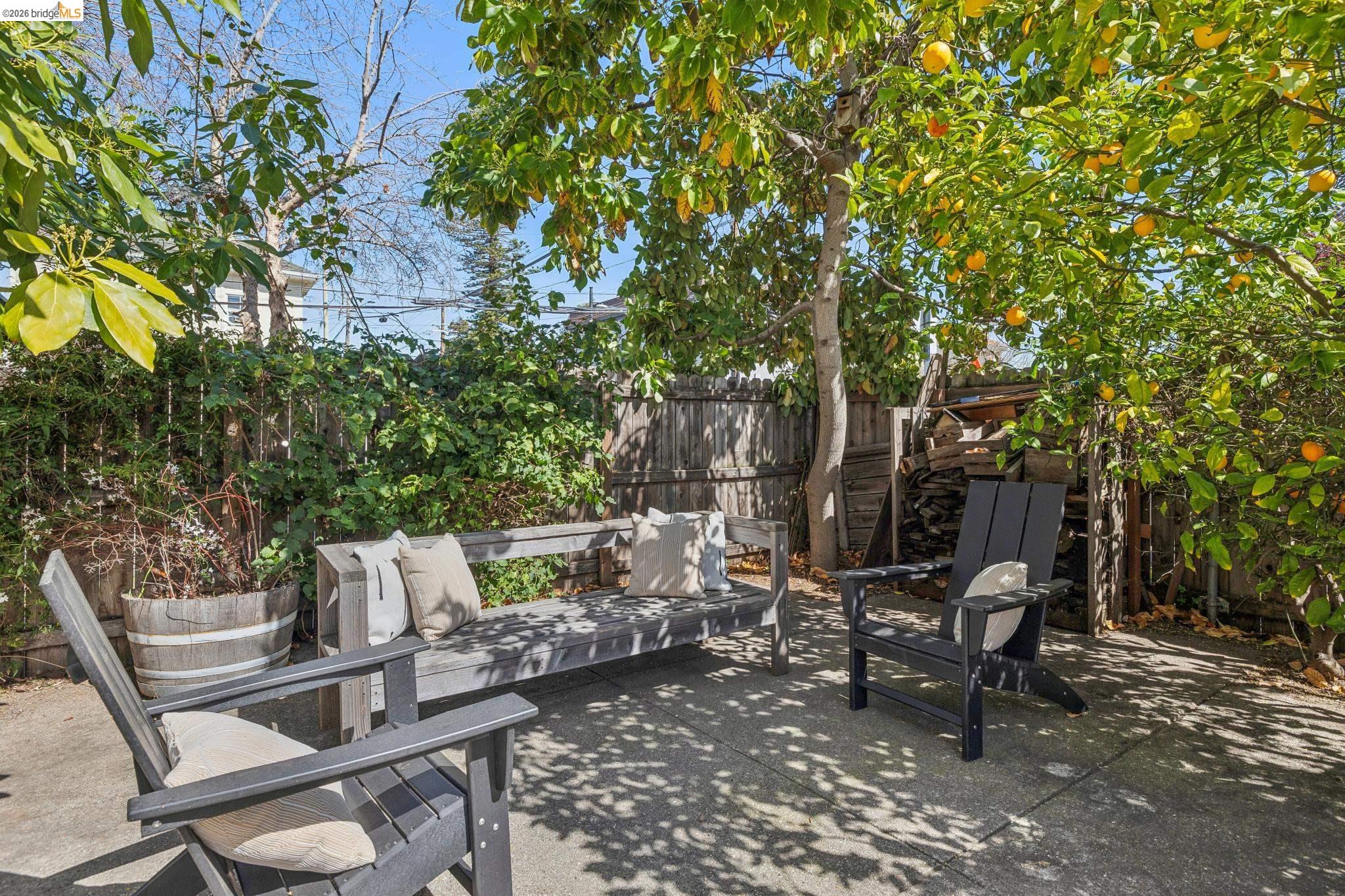 Detail Gallery Image 30 of 52 For 1655 12th Street, Oakland,  CA 94607 - – Beds | – Baths