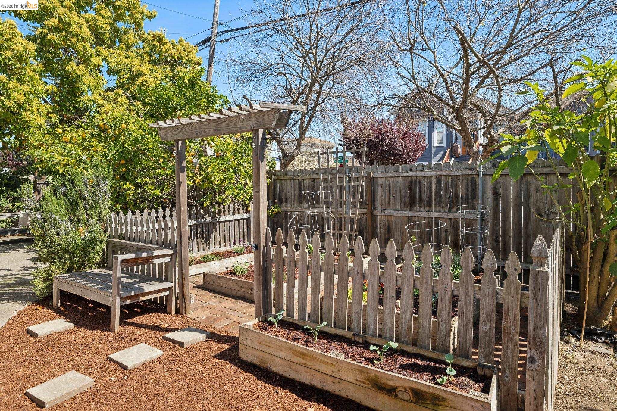 Detail Gallery Image 33 of 52 For 1655 12th Street, Oakland,  CA 94607 - – Beds | – Baths