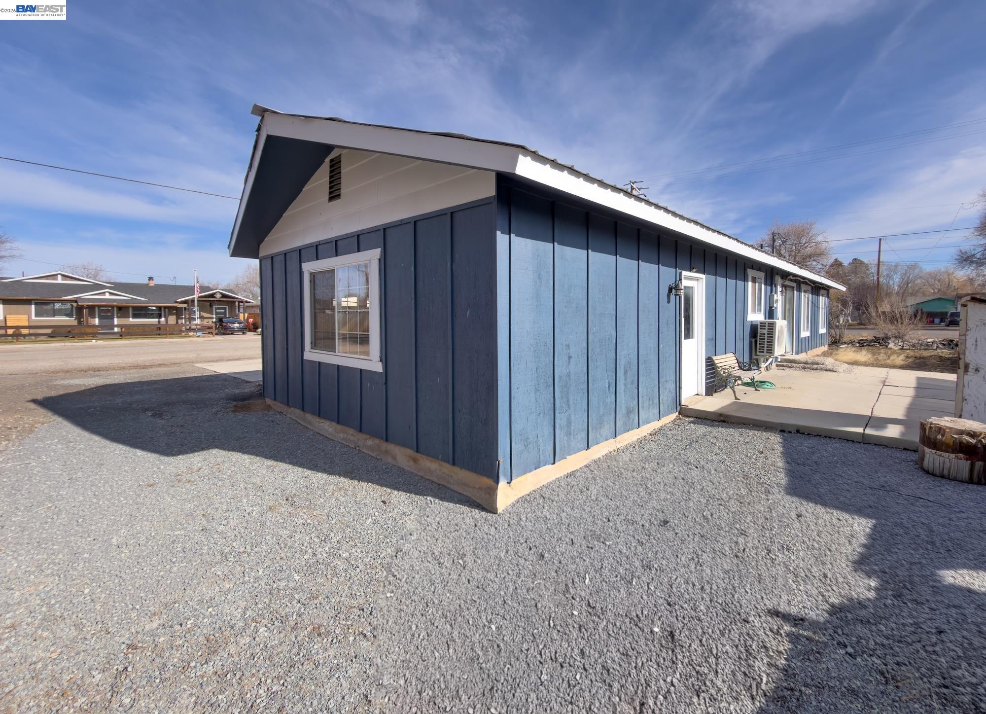 Detail Gallery Image 3 of 21 For 609 E 7th St., Alturas,  CA 96101 - 3 Beds | 2 Baths