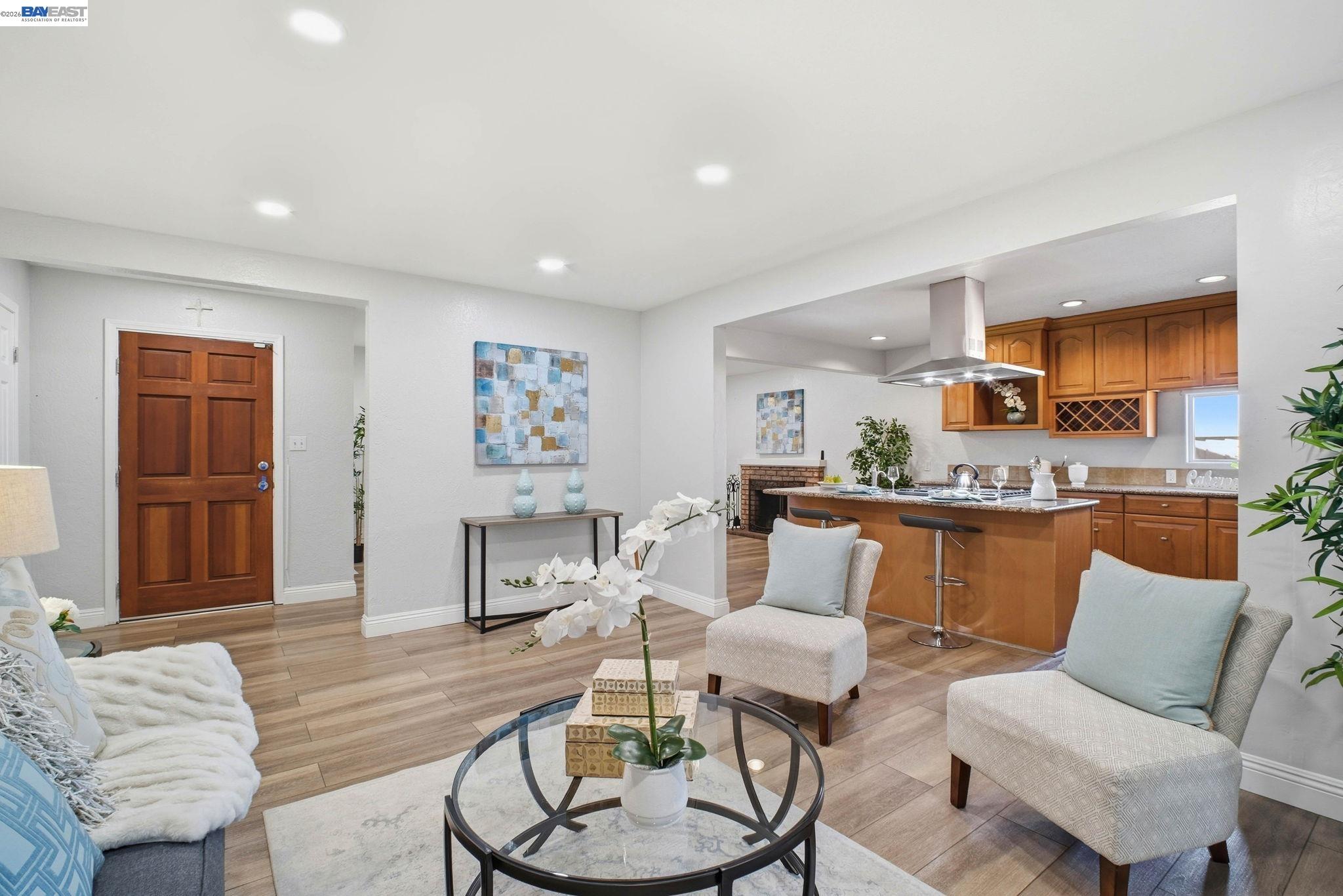 Detail Gallery Image 11 of 34 For 2473 Balmoral St., Union City,  CA 94587-1862 - 3 Beds | 2 Baths