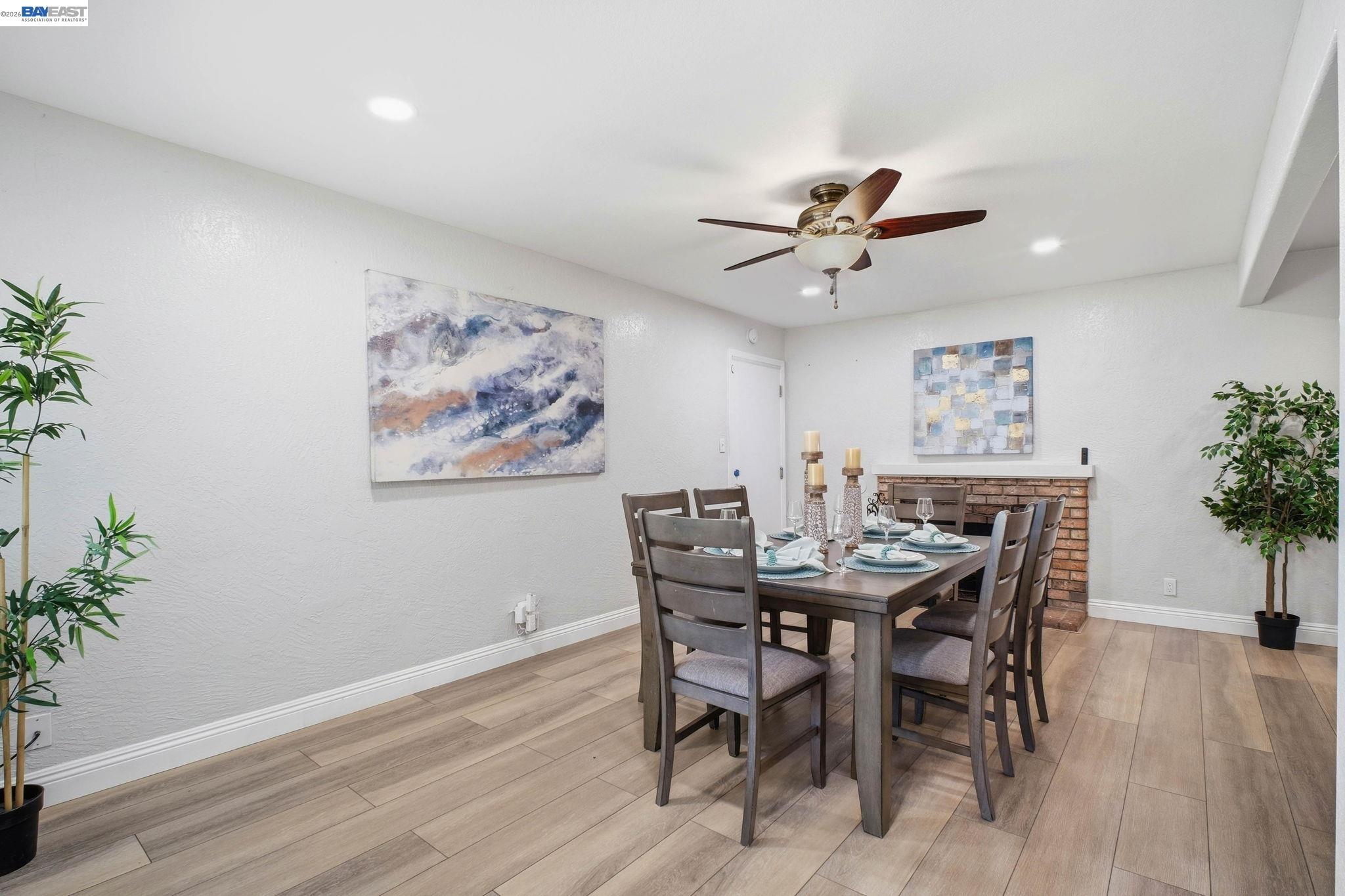 Detail Gallery Image 19 of 34 For 2473 Balmoral St., Union City,  CA 94587-1862 - 3 Beds | 2 Baths