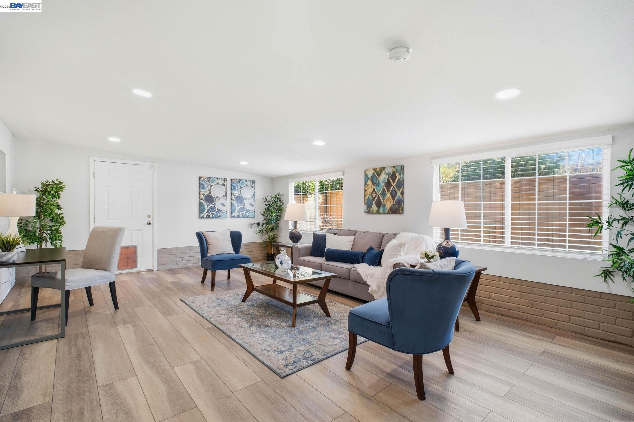 Detail Gallery Image 6 of 34 For 2473 Balmoral St., Union City,  CA 94587-1862 - 3 Beds | 2 Baths