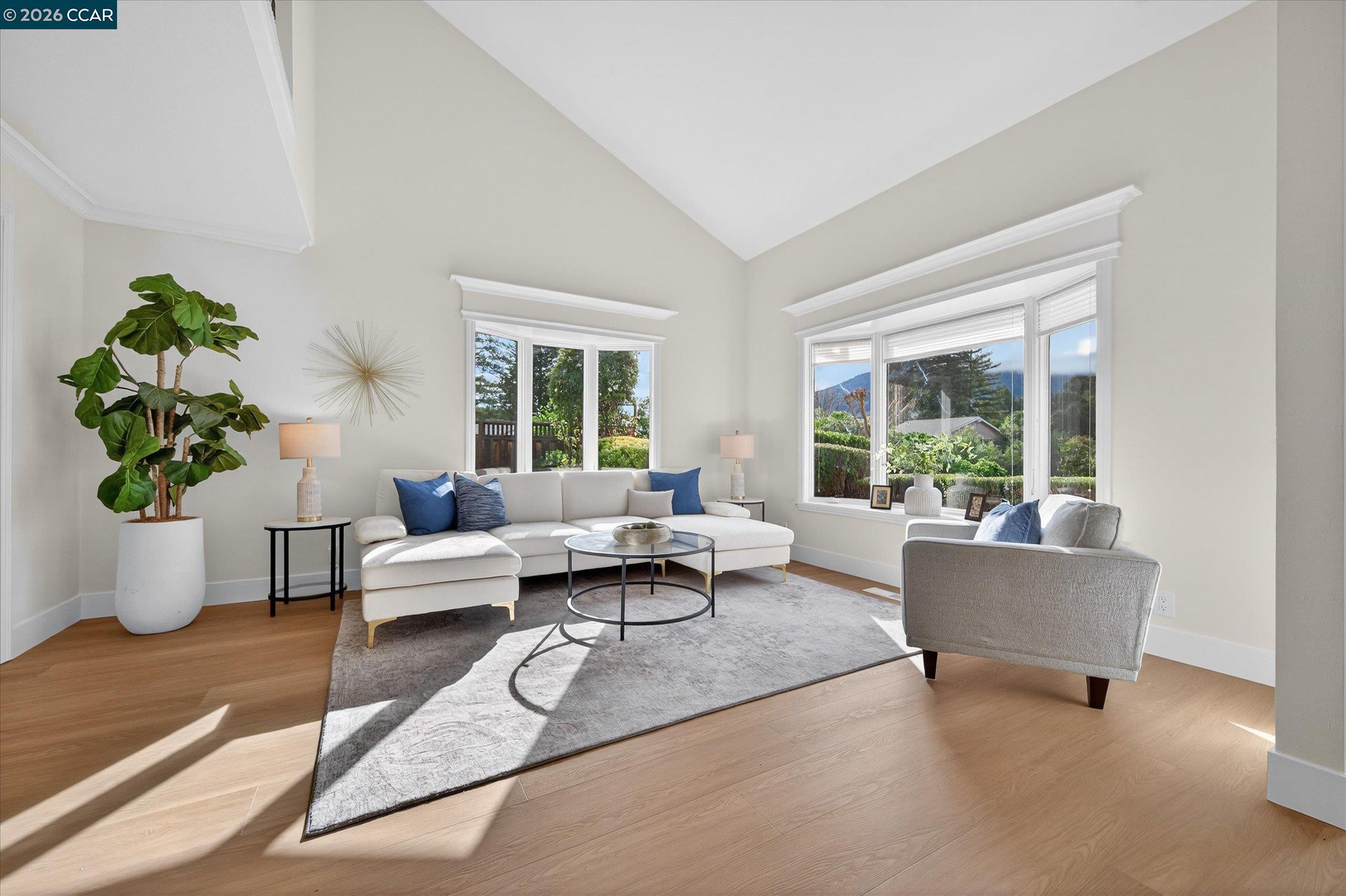 Detail Gallery Image 7 of 49 For 218 Mountaire Cir, Clayton,  CA 94517 - 4 Beds | 2/1 Baths