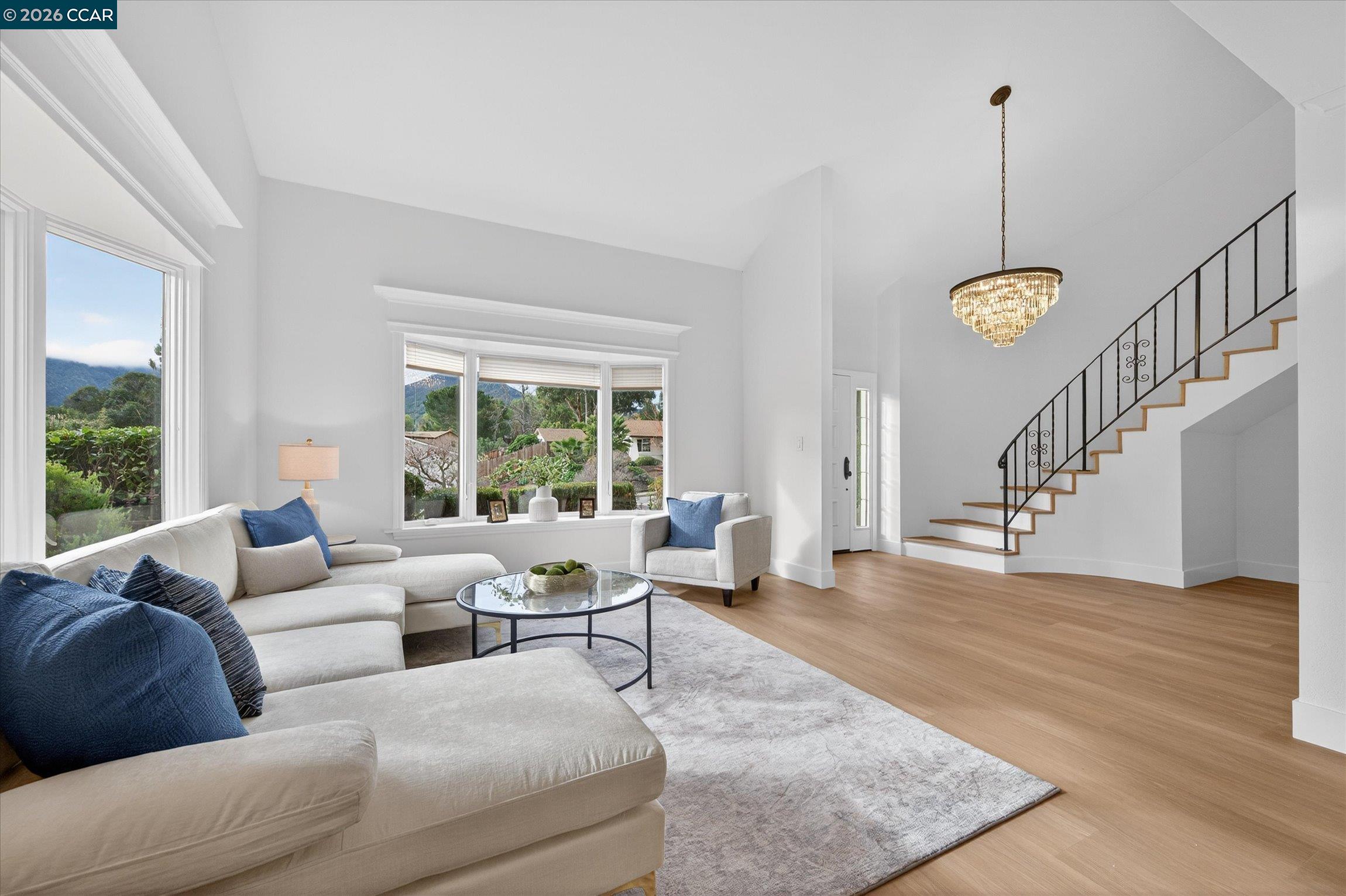 Detail Gallery Image 6 of 49 For 218 Mountaire Cir, Clayton,  CA 94517 - 4 Beds | 2/1 Baths