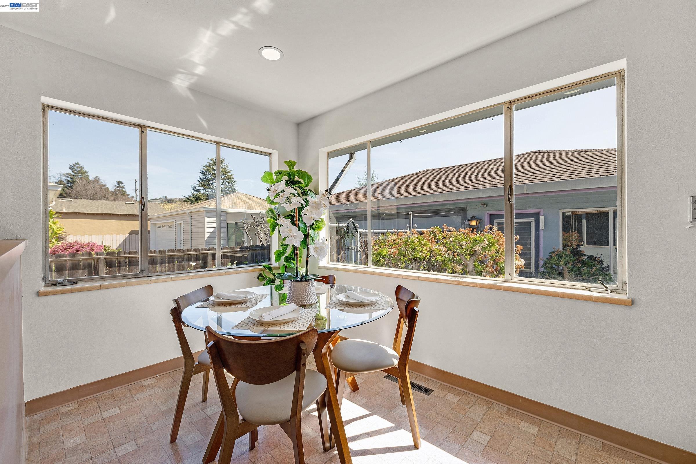 Detail Gallery Image 23 of 31 For 845 Dolores Ave, San Leandro,  CA 94577 - 3 Beds | 1/1 Baths