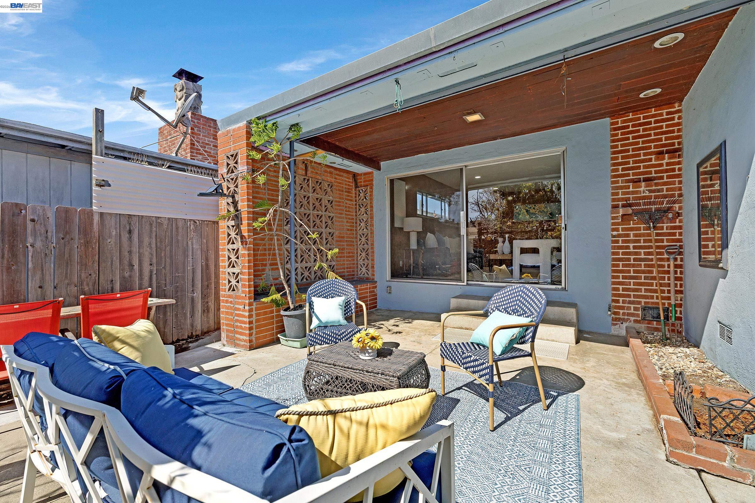Detail Gallery Image 26 of 31 For 845 Dolores Ave, San Leandro,  CA 94577 - 3 Beds | 1/1 Baths