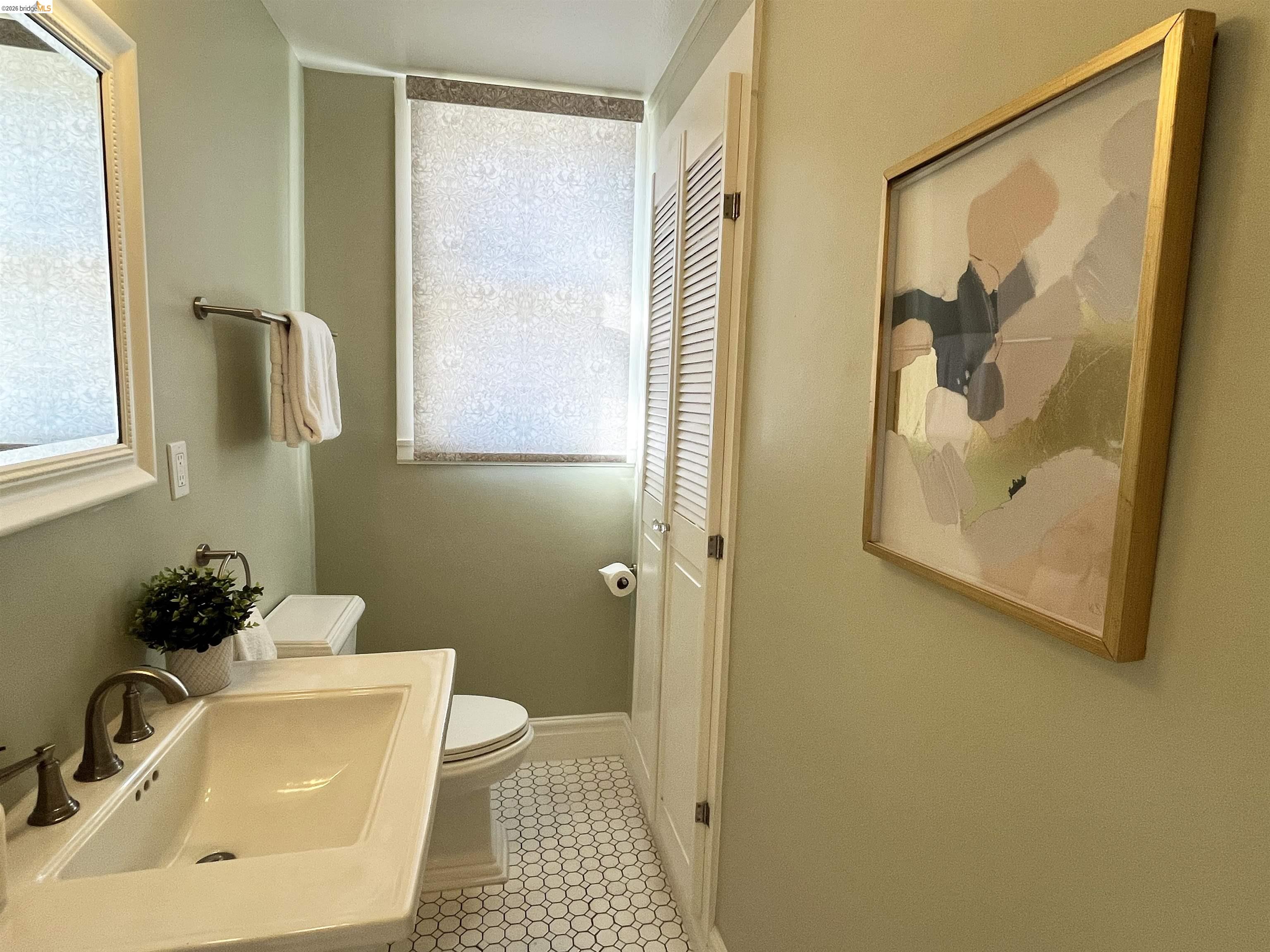 Photo #15: 41126706 Listing: Photo #15