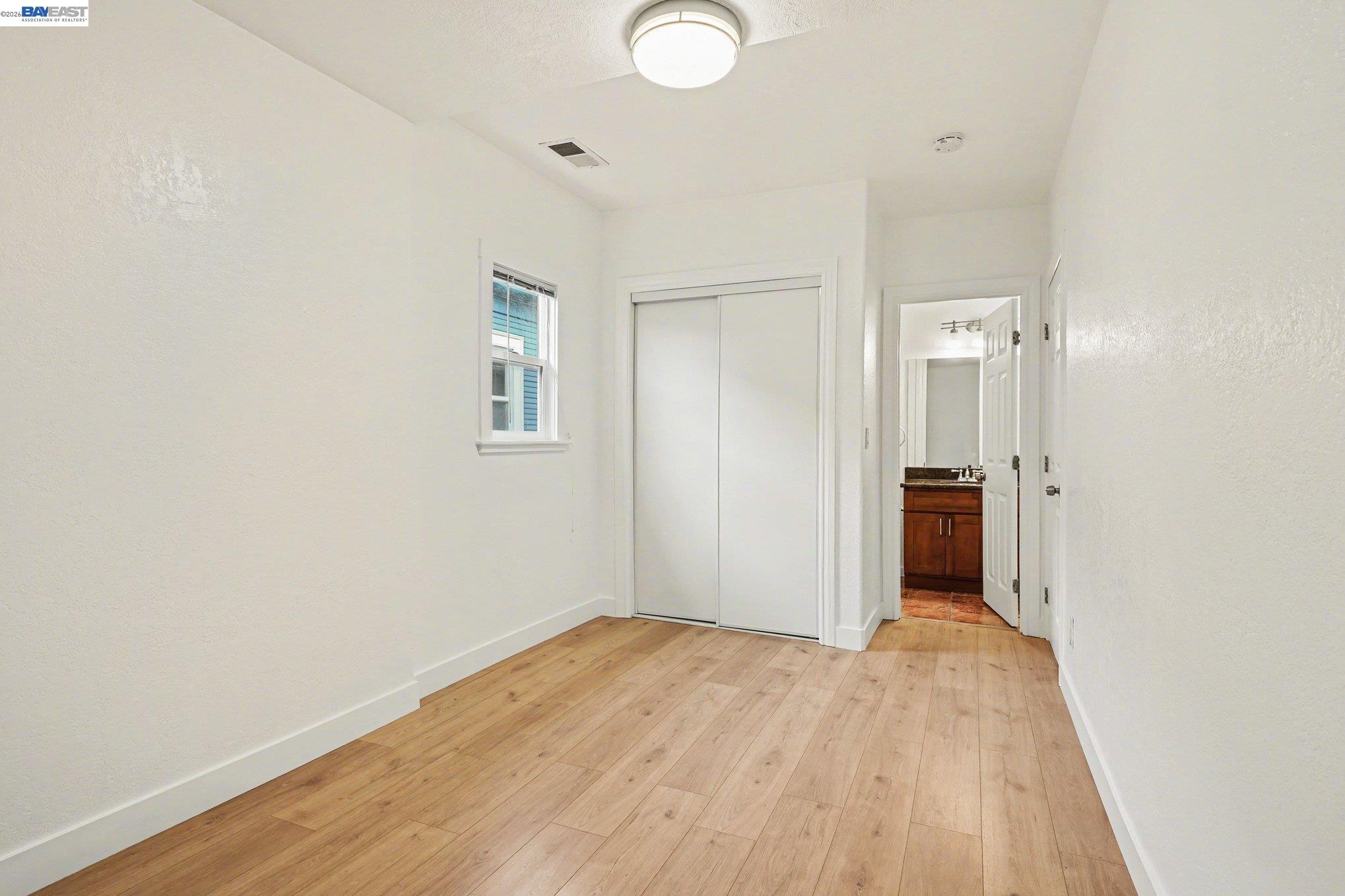 Detail Gallery Image 17 of 26 For 1838 40th, Oakland,  CA 94601 - 2 Beds | 1 Baths