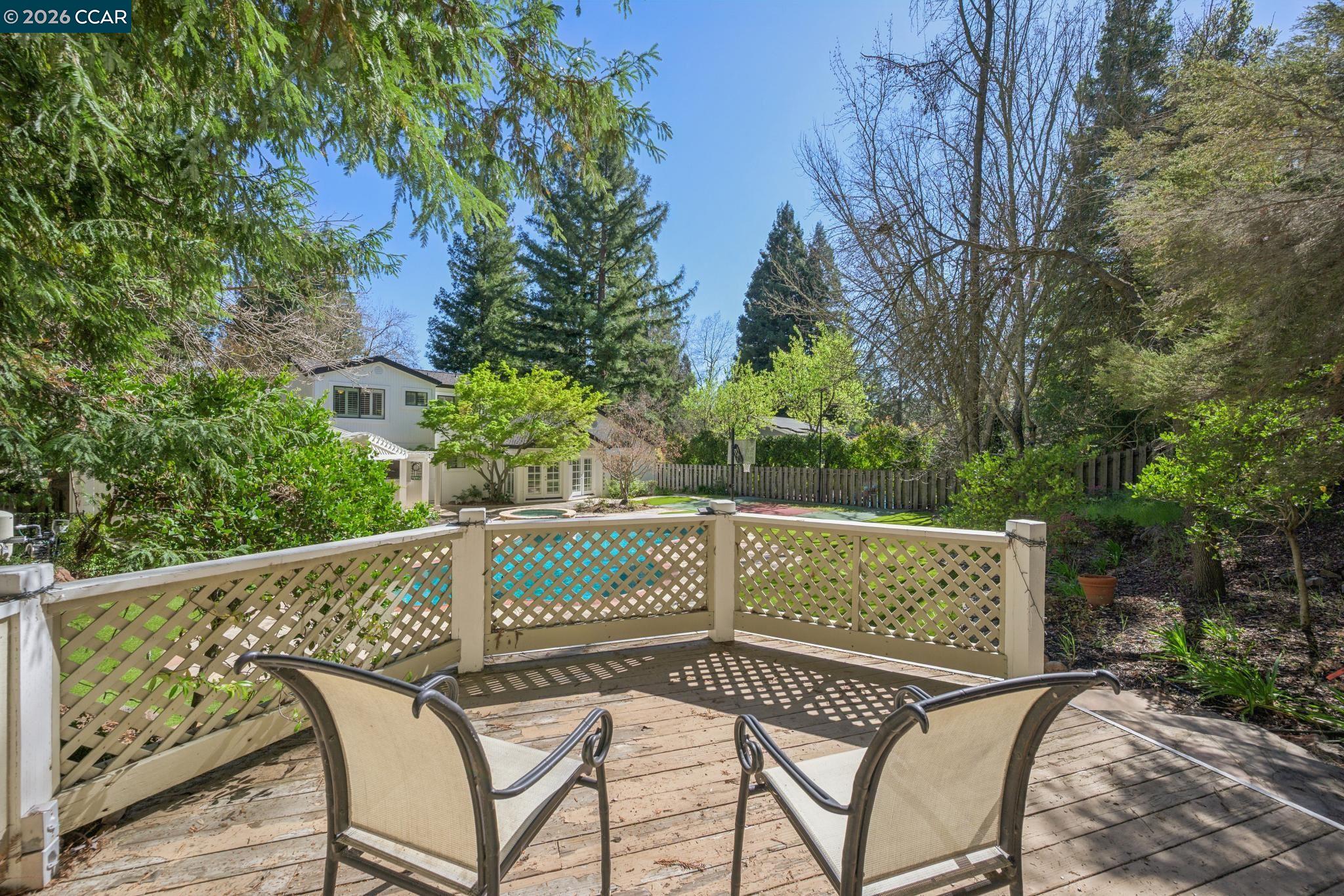 Detail Gallery Image 34 of 38 For 2145 Deer Oak Way, Danville,  CA 94506 - 5 Beds | 4 Baths