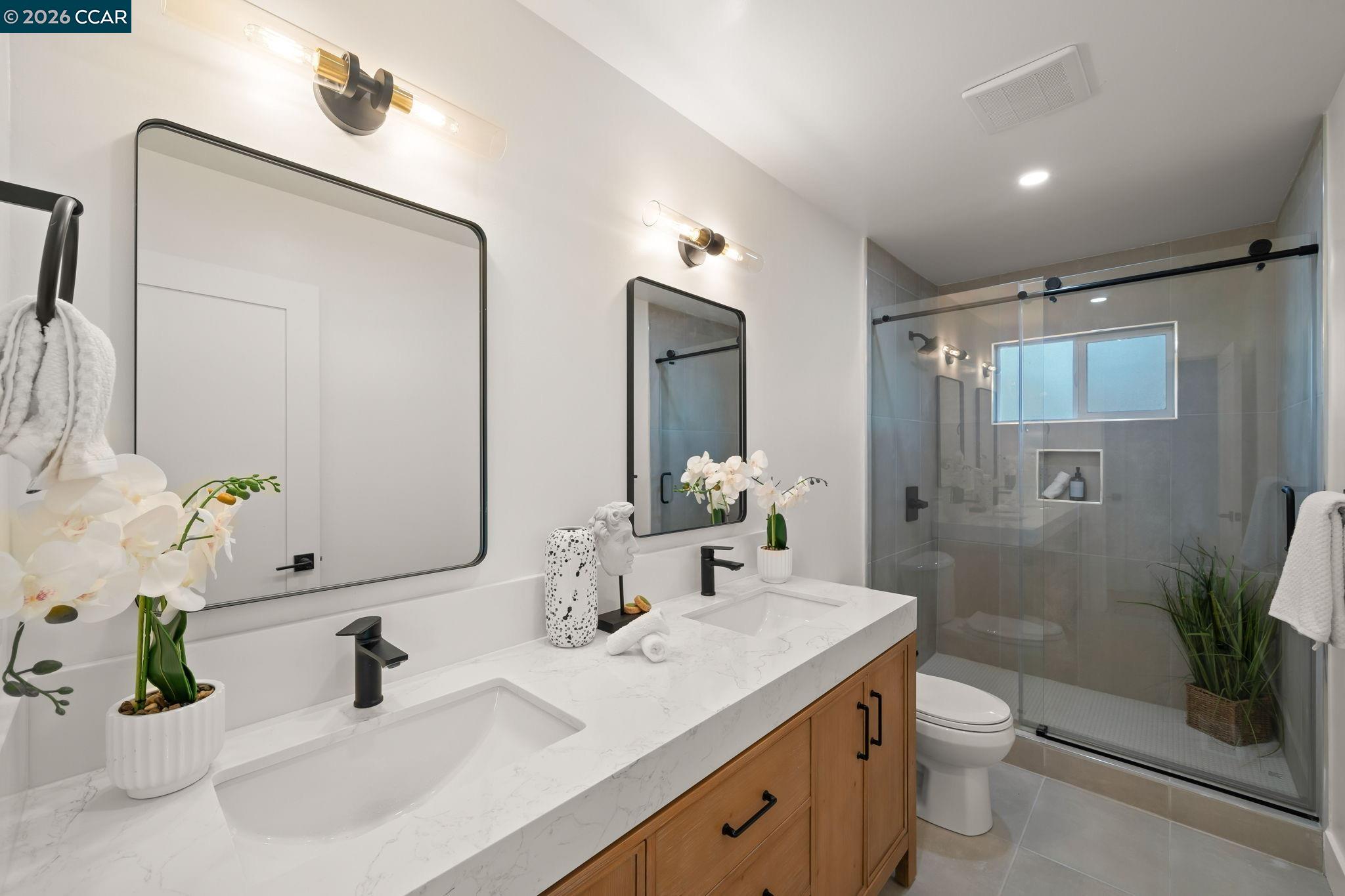 Detail Gallery Image 23 of 31 For 3959 Chestnut Ave, Concord,  CA 94519 - 4 Beds | 2 Baths