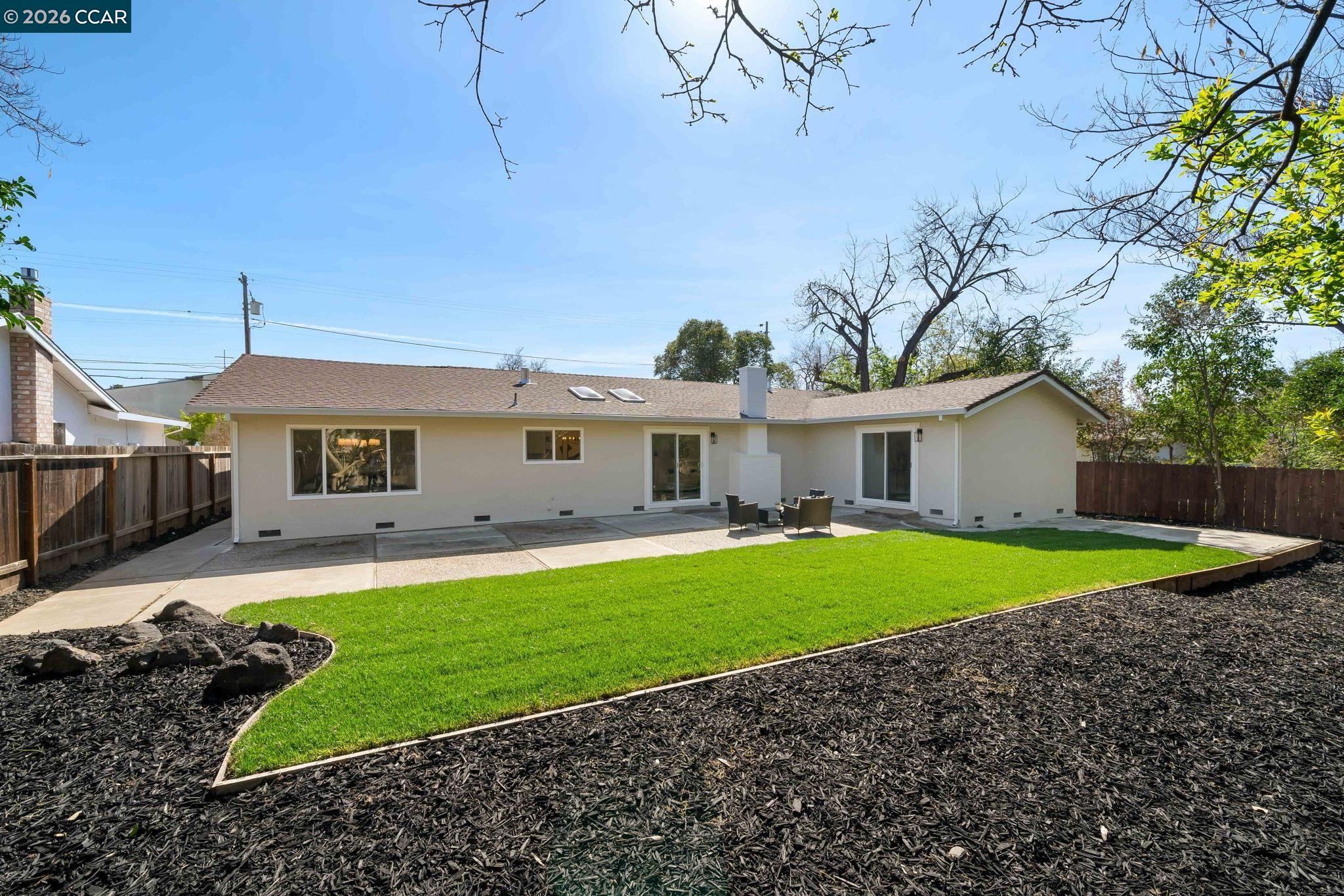 Detail Gallery Image 30 of 31 For 3959 Chestnut Ave, Concord,  CA 94519 - 4 Beds | 2 Baths