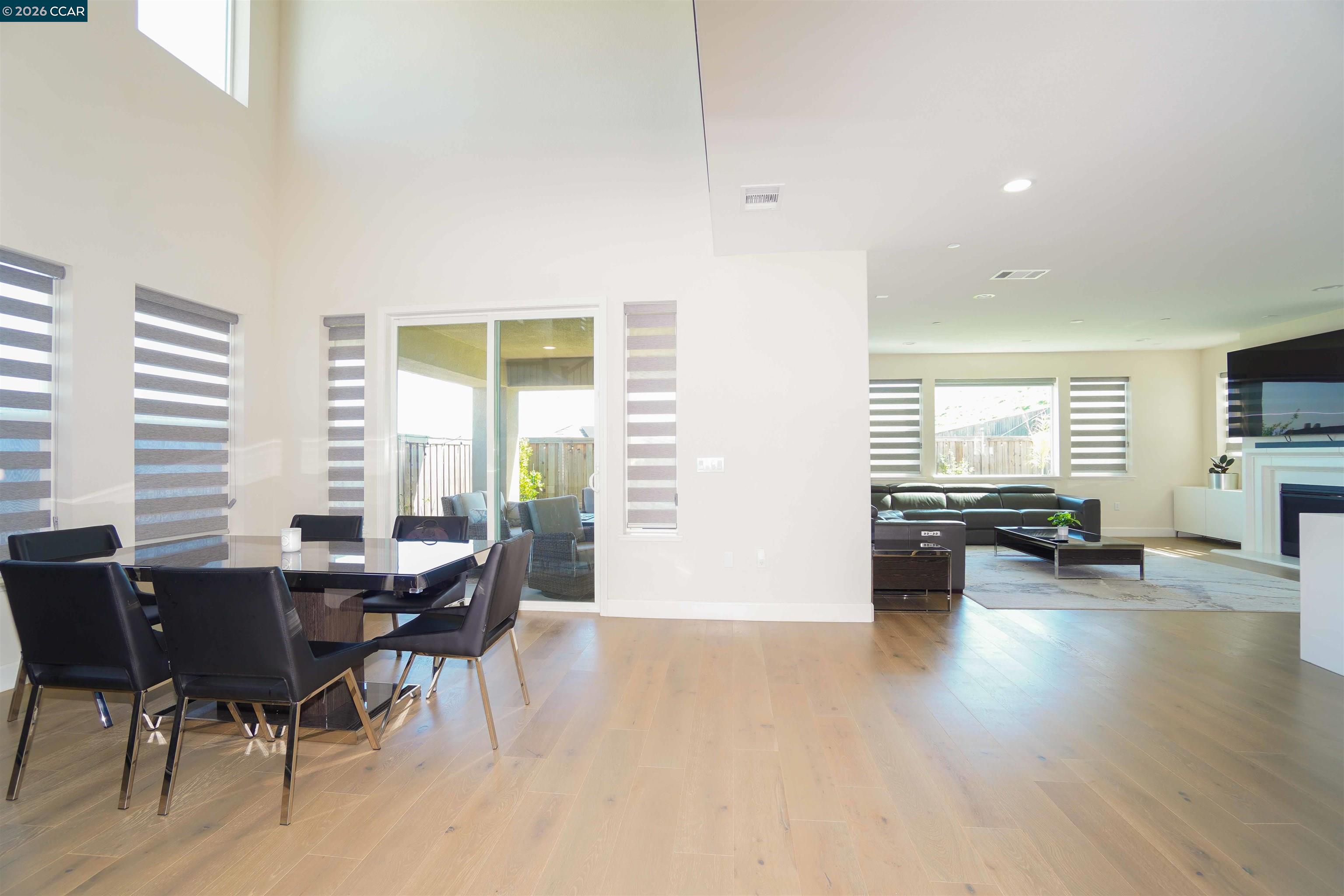 Detail Gallery Image 18 of 38 For 3150 Cortina Dr., Pittsburg,  CA 94565 - 4 Beds | 3 Baths