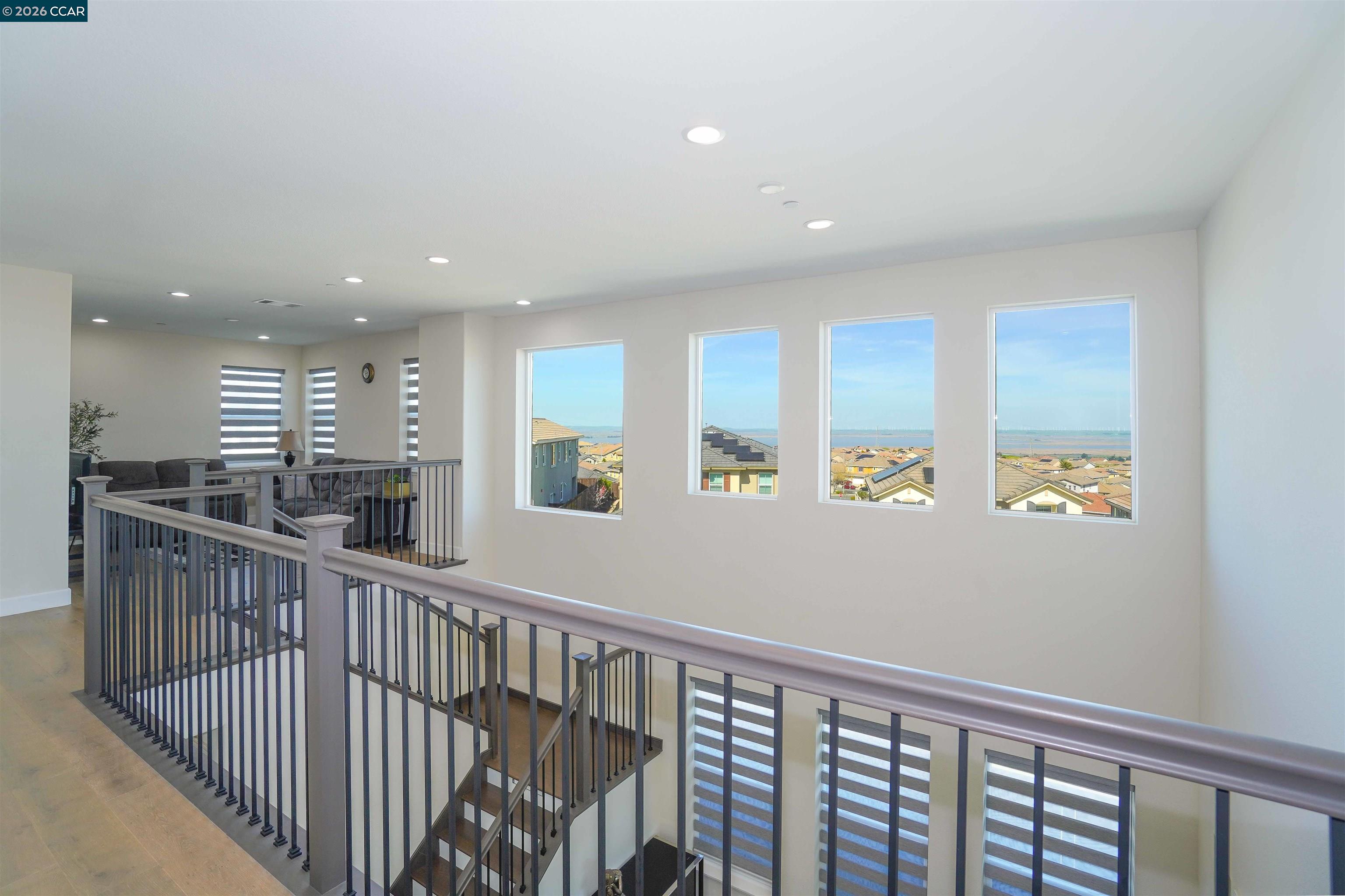 Detail Gallery Image 23 of 38 For 3150 Cortina Dr., Pittsburg,  CA 94565 - 4 Beds | 3 Baths