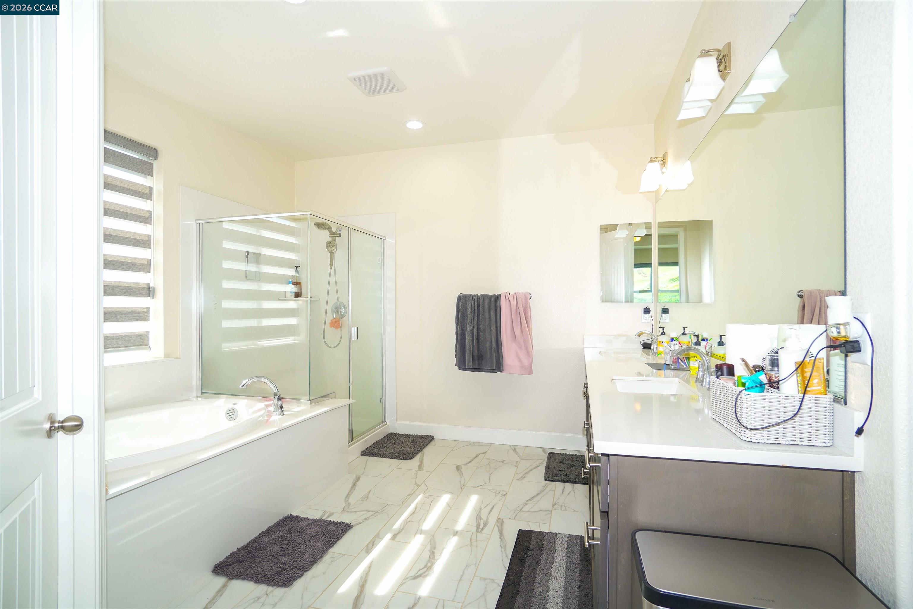 Detail Gallery Image 31 of 38 For 3150 Cortina Dr., Pittsburg,  CA 94565 - 4 Beds | 3 Baths