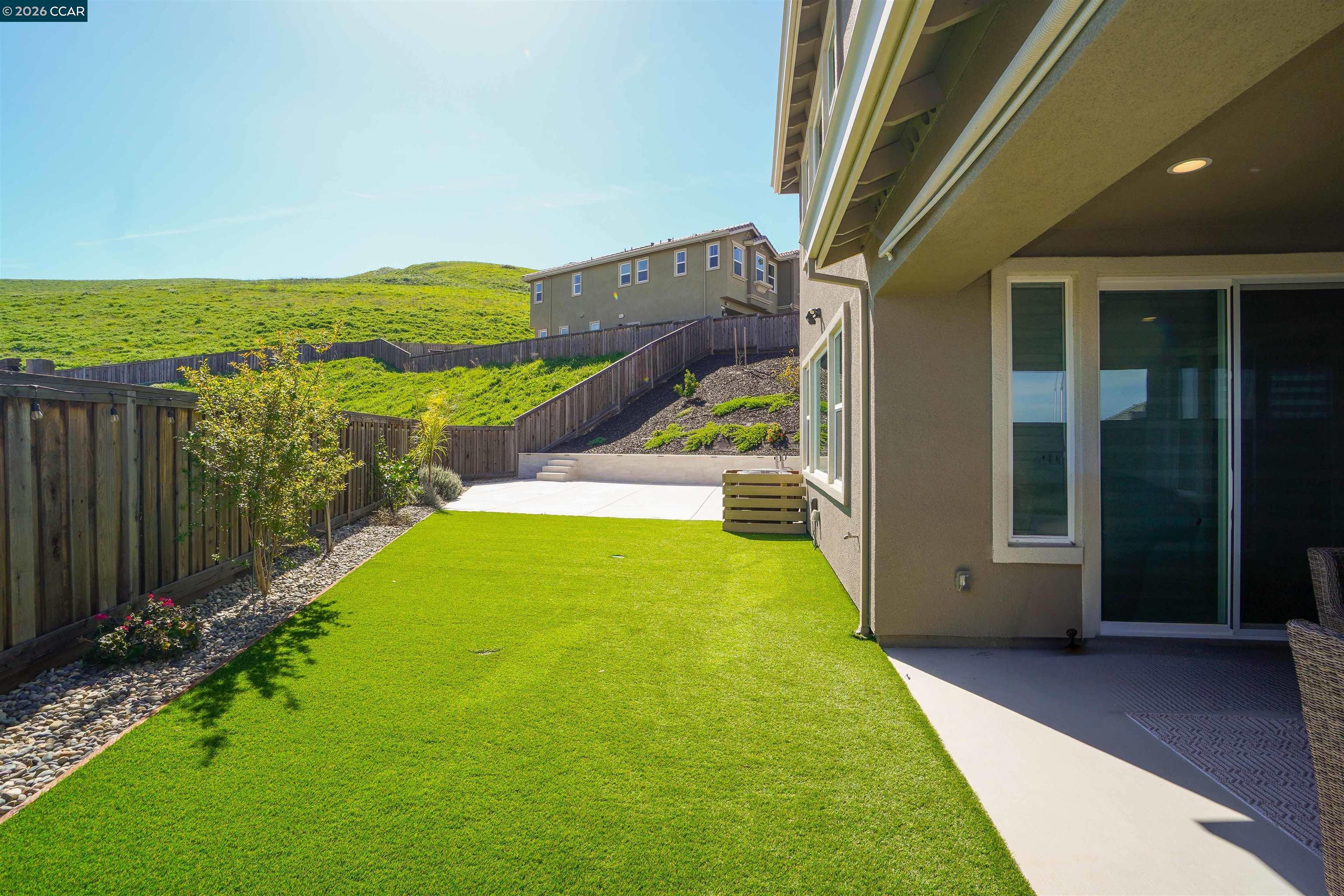 Detail Gallery Image 6 of 38 For 3150 Cortina Dr., Pittsburg,  CA 94565 - 4 Beds | 3 Baths