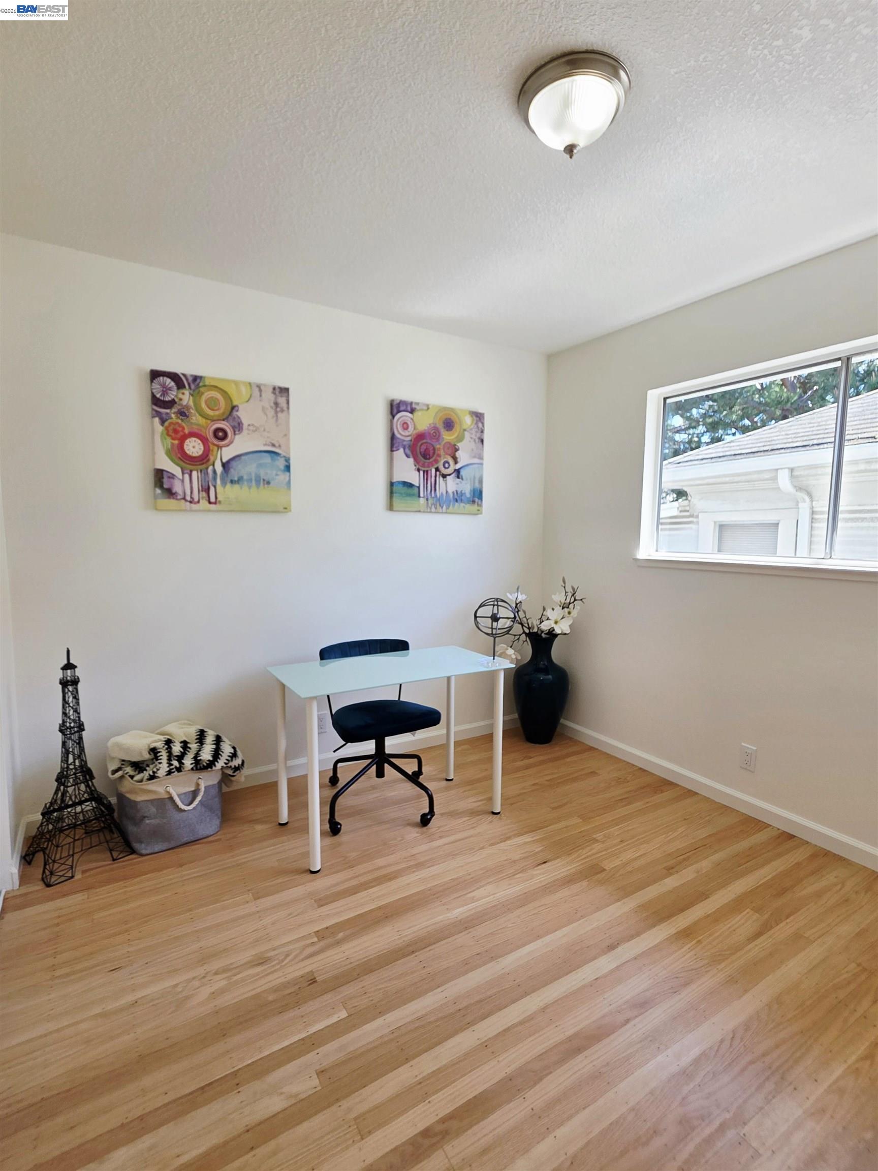 Detail Gallery Image 12 of 21 For 1552 Orchard Ave, San Leandro,  CA 94577 - 5 Beds | 3 Baths