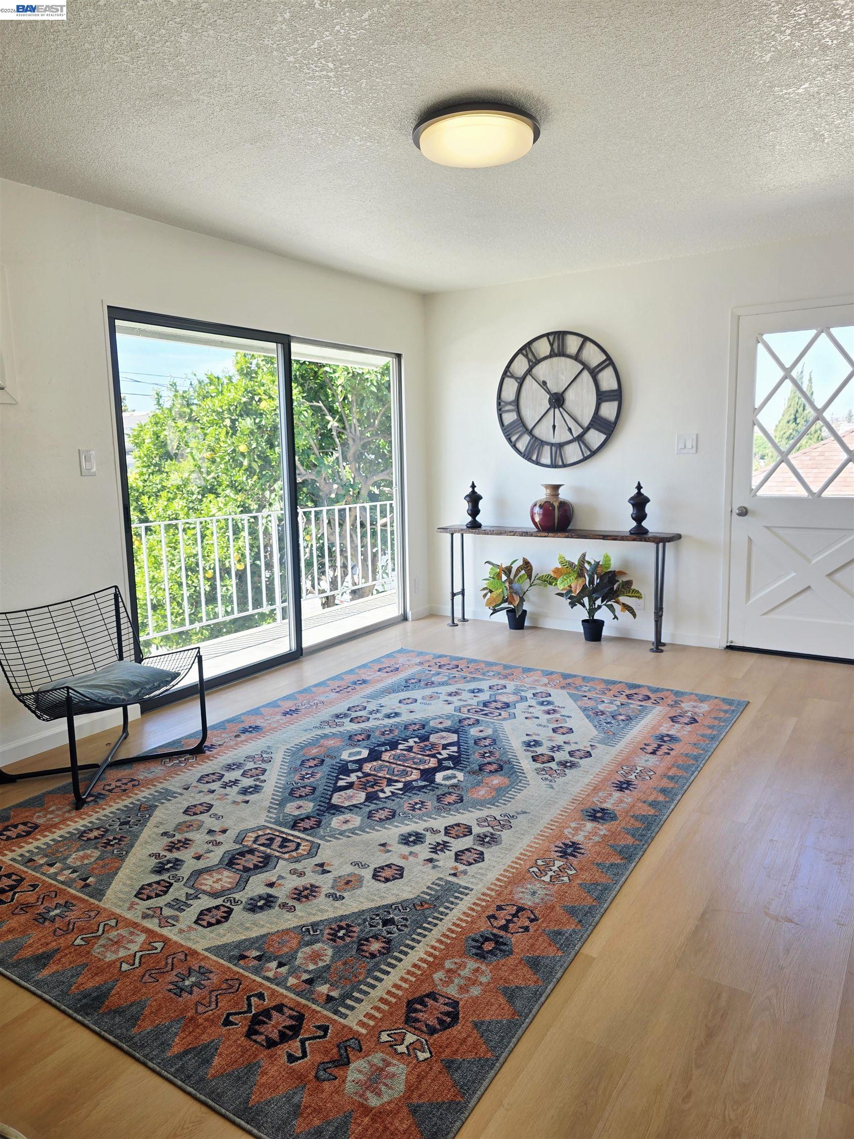 Detail Gallery Image 16 of 21 For 1552 Orchard Ave, San Leandro,  CA 94577 - 5 Beds | 3 Baths