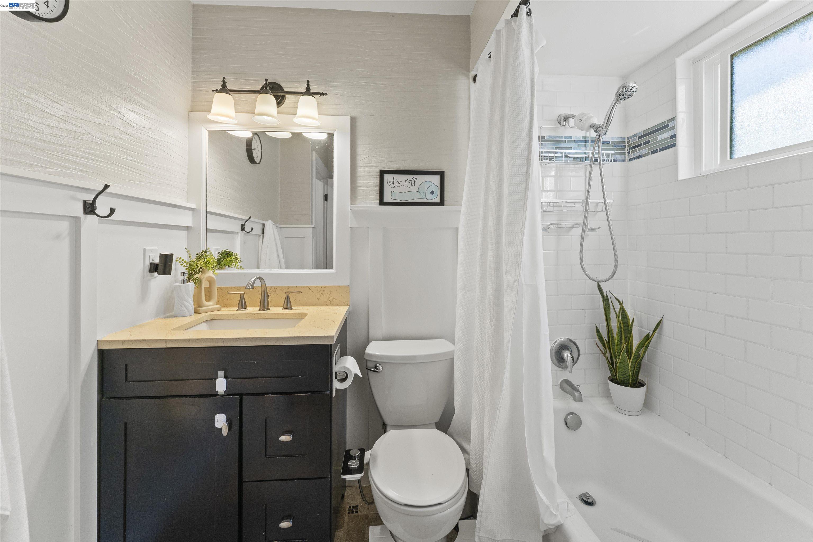 Detail Gallery Image 18 of 29 For 637 Caliente Ave, Livermore,  CA 94550 - 4 Beds | 2 Baths