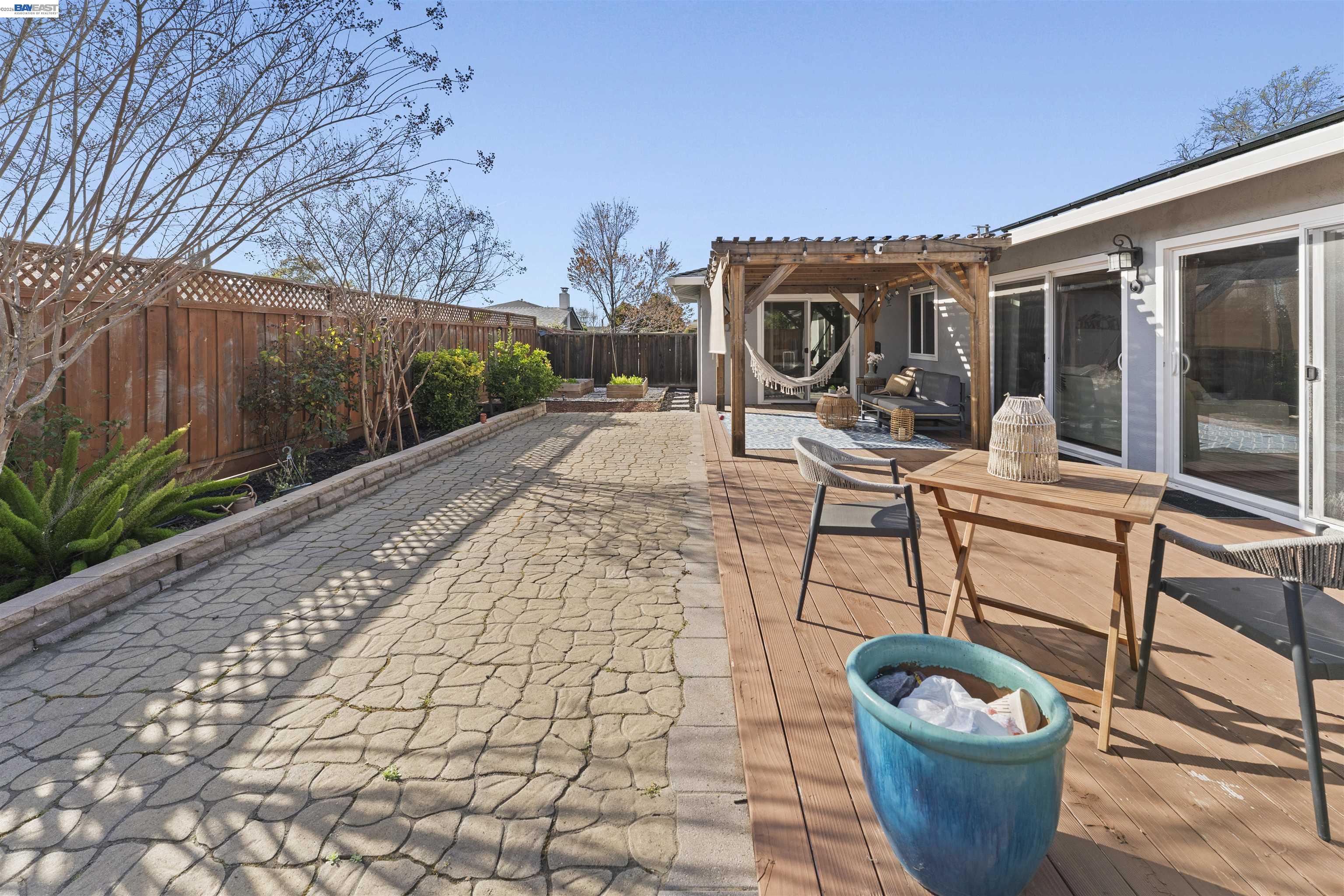 Detail Gallery Image 24 of 29 For 637 Caliente Ave, Livermore,  CA 94550 - 4 Beds | 2 Baths