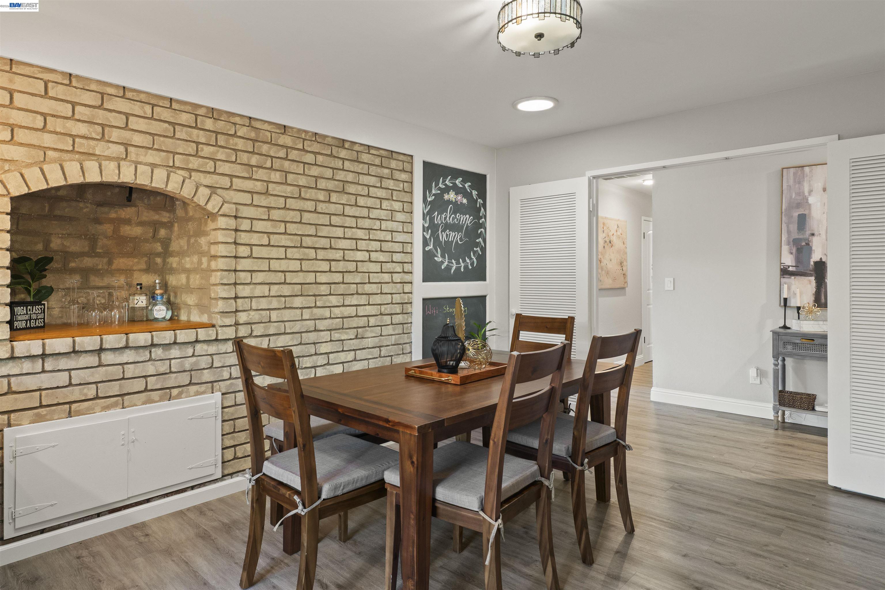 Detail Gallery Image 4 of 29 For 637 Caliente Ave, Livermore,  CA 94550 - 4 Beds | 2 Baths