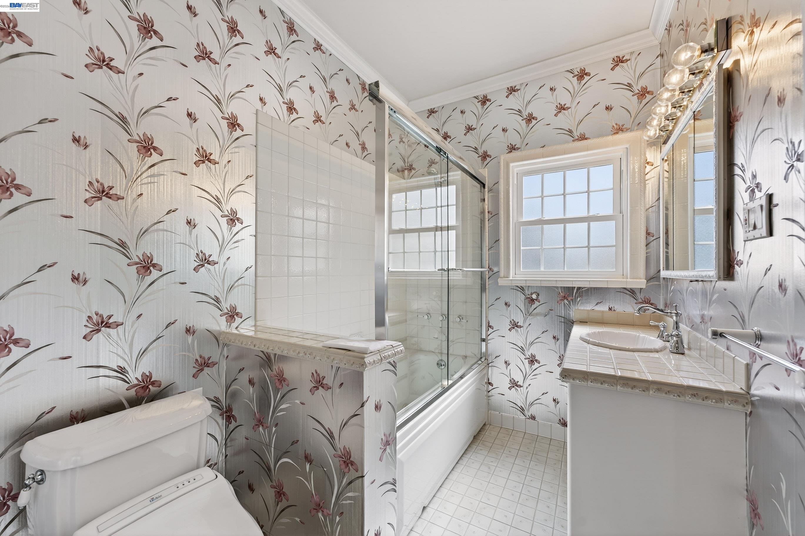 Detail Gallery Image 24 of 33 For 339 Hobart Ave, San Mateo,  CA 94402 - 2 Beds | 1 Baths