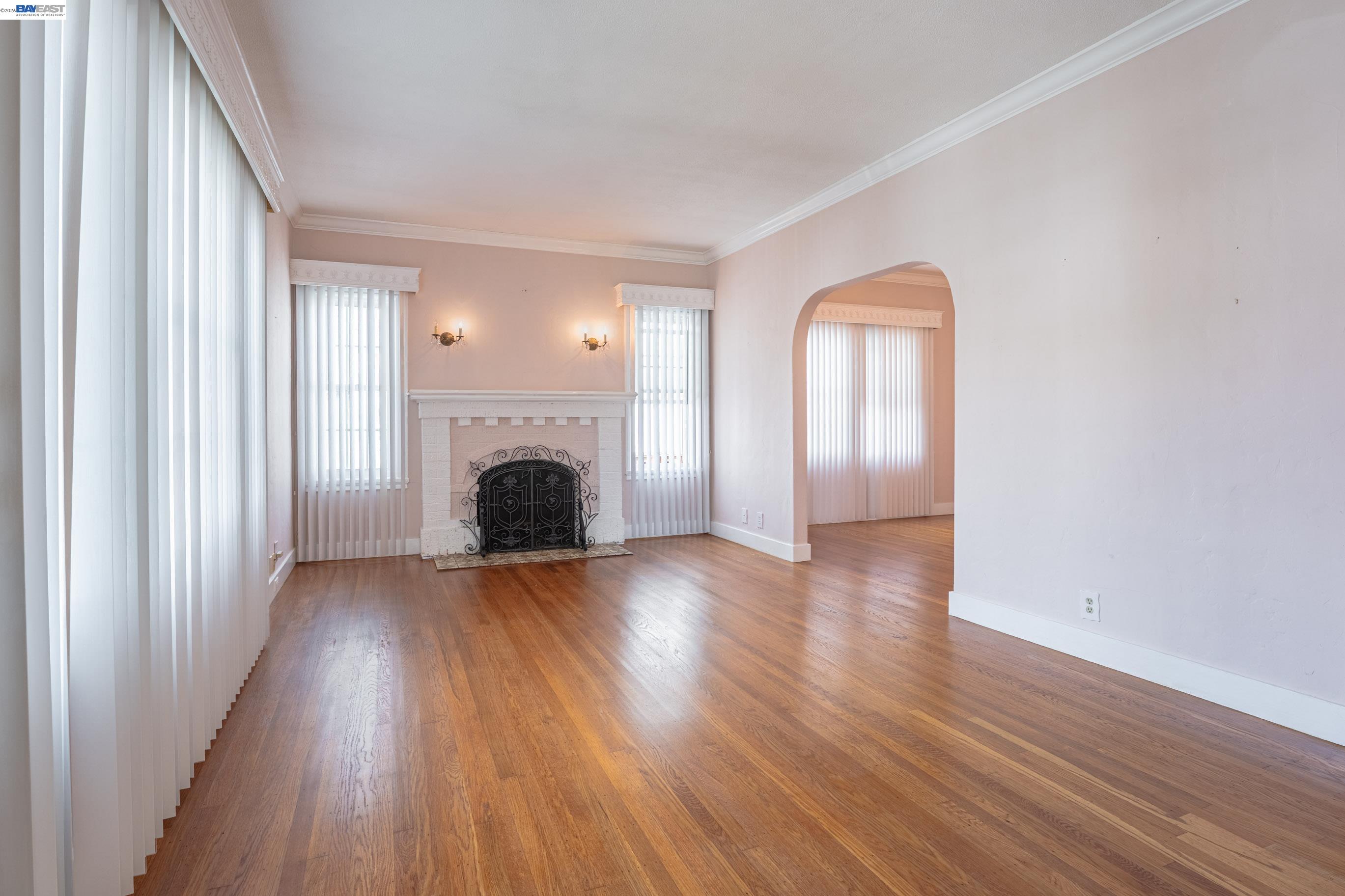 Detail Gallery Image 6 of 33 For 339 Hobart Ave, San Mateo,  CA 94402 - 2 Beds | 1 Baths