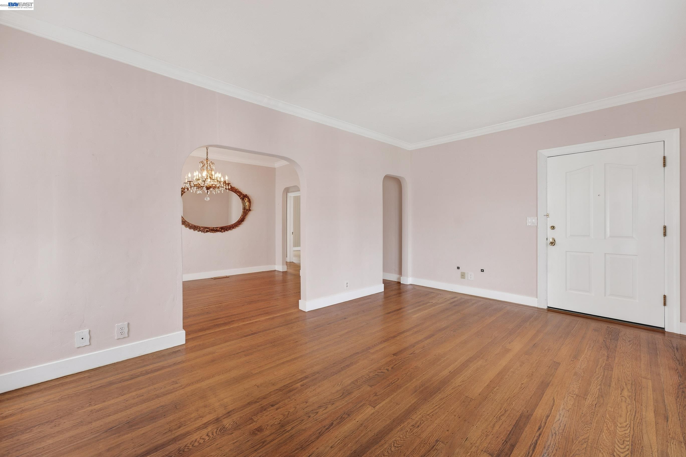 Detail Gallery Image 9 of 33 For 339 Hobart Ave, San Mateo,  CA 94402 - 2 Beds | 1 Baths