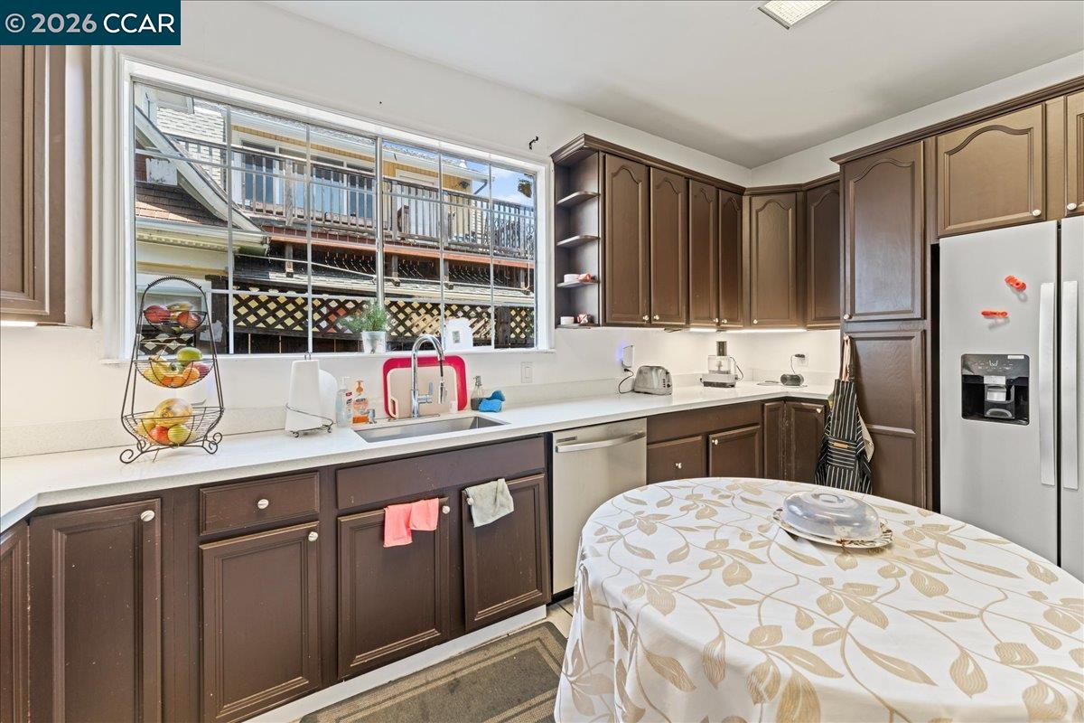 Detail Gallery Image 8 of 48 For 1625 Martin Luther King Jr Way, Berkeley,  CA 94709 - – Beds | – Baths