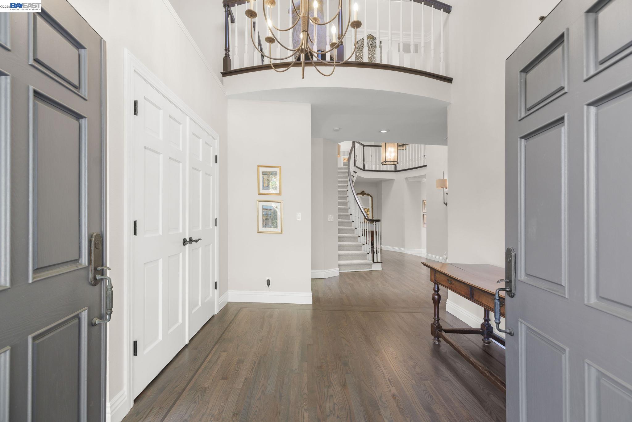 Detail Gallery Image 3 of 51 For 16 Ardendale Ct, Alamo,  CA 94507 - 4 Beds | 3/1 Baths