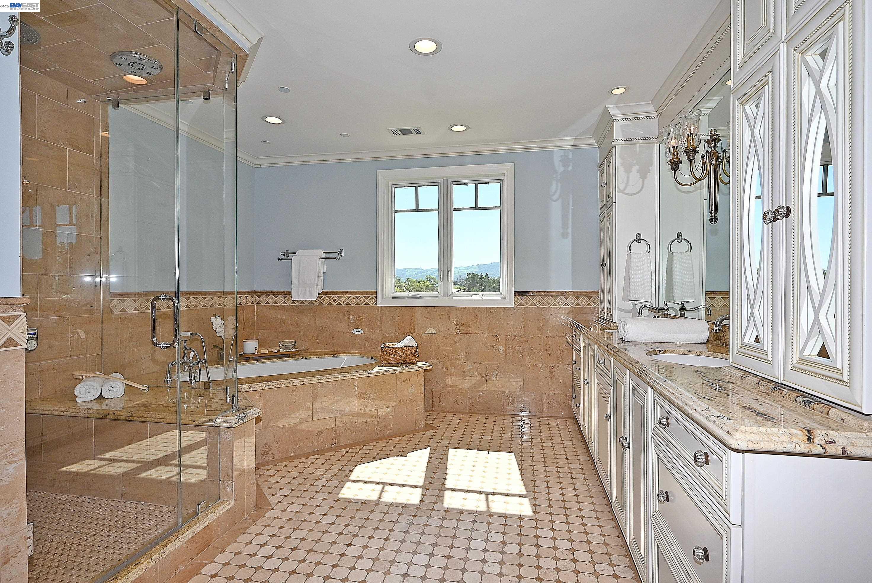 Detail Gallery Image 27 of 48 For 16 Ardendale Ct, Alamo,  CA 94507 - 4 Beds | 3/1 Baths