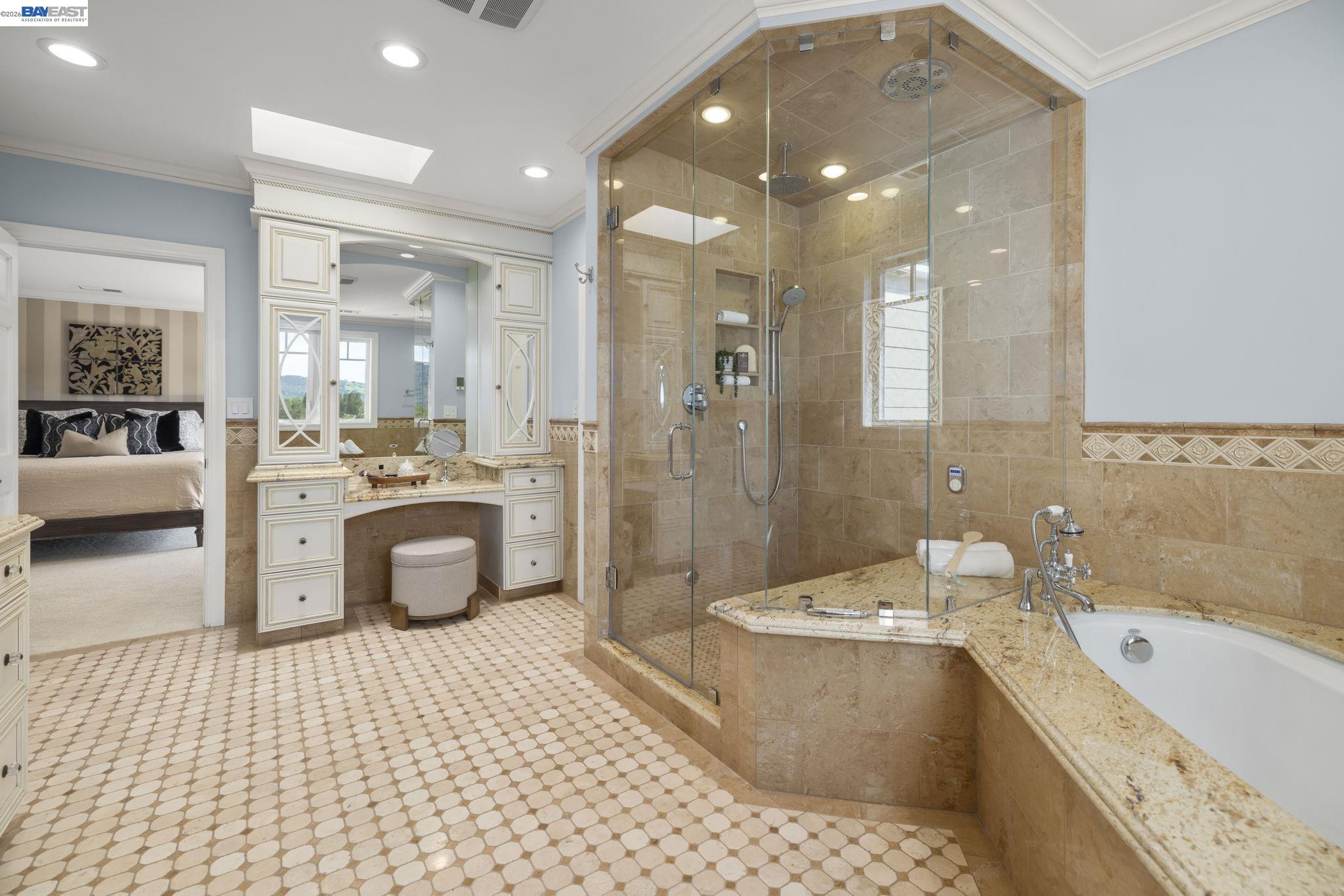 Detail Gallery Image 34 of 51 For 16 Ardendale Ct, Alamo,  CA 94507 - 4 Beds | 3/1 Baths