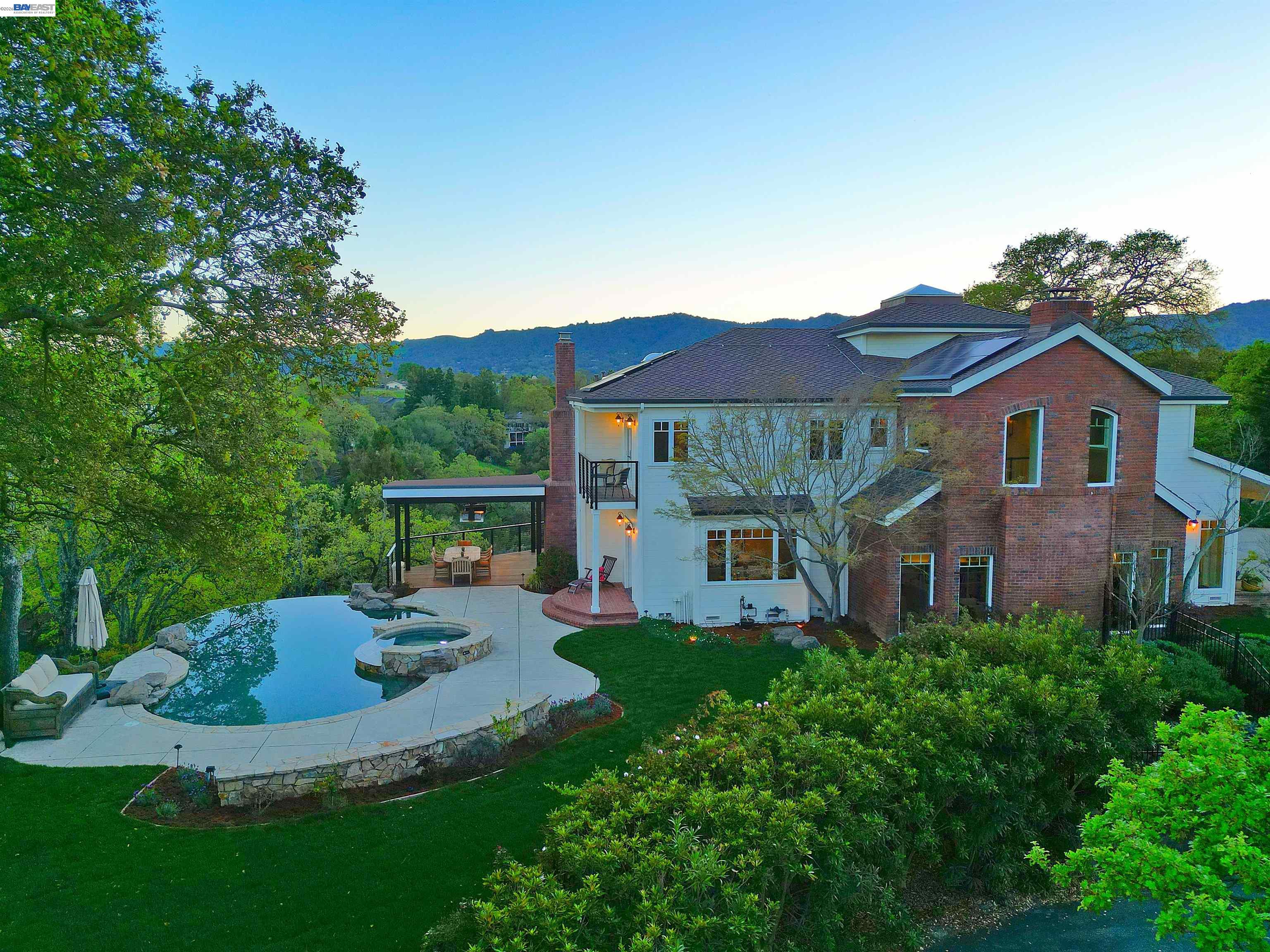 Detail Gallery Image 42 of 48 For 16 Ardendale Ct, Alamo,  CA 94507 - 4 Beds | 3/1 Baths