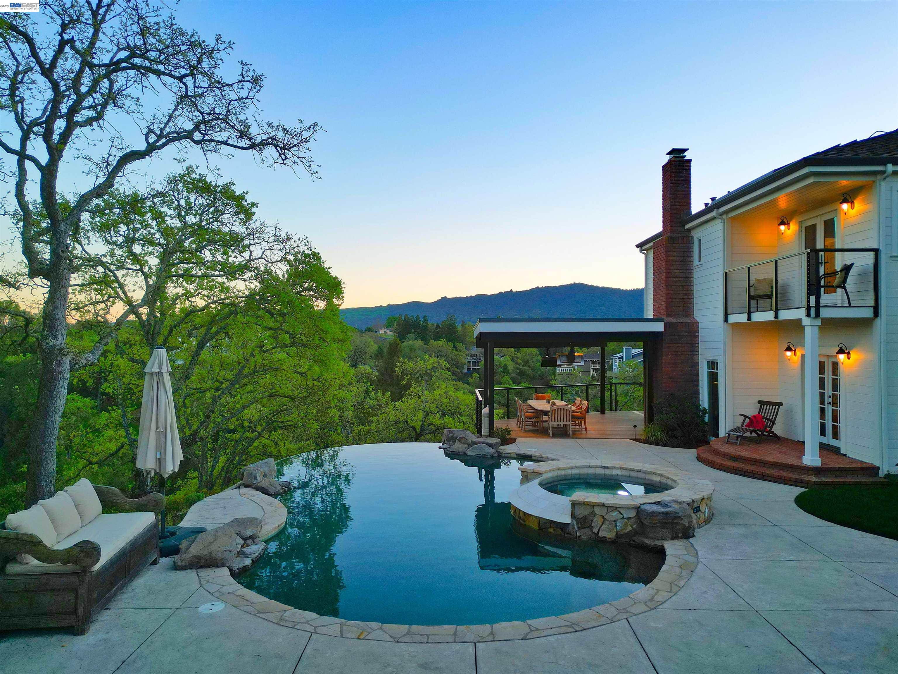 Detail Gallery Image 43 of 49 For 16 Ardendale Ct, Alamo,  CA 94507 - 4 Beds | 3/1 Baths