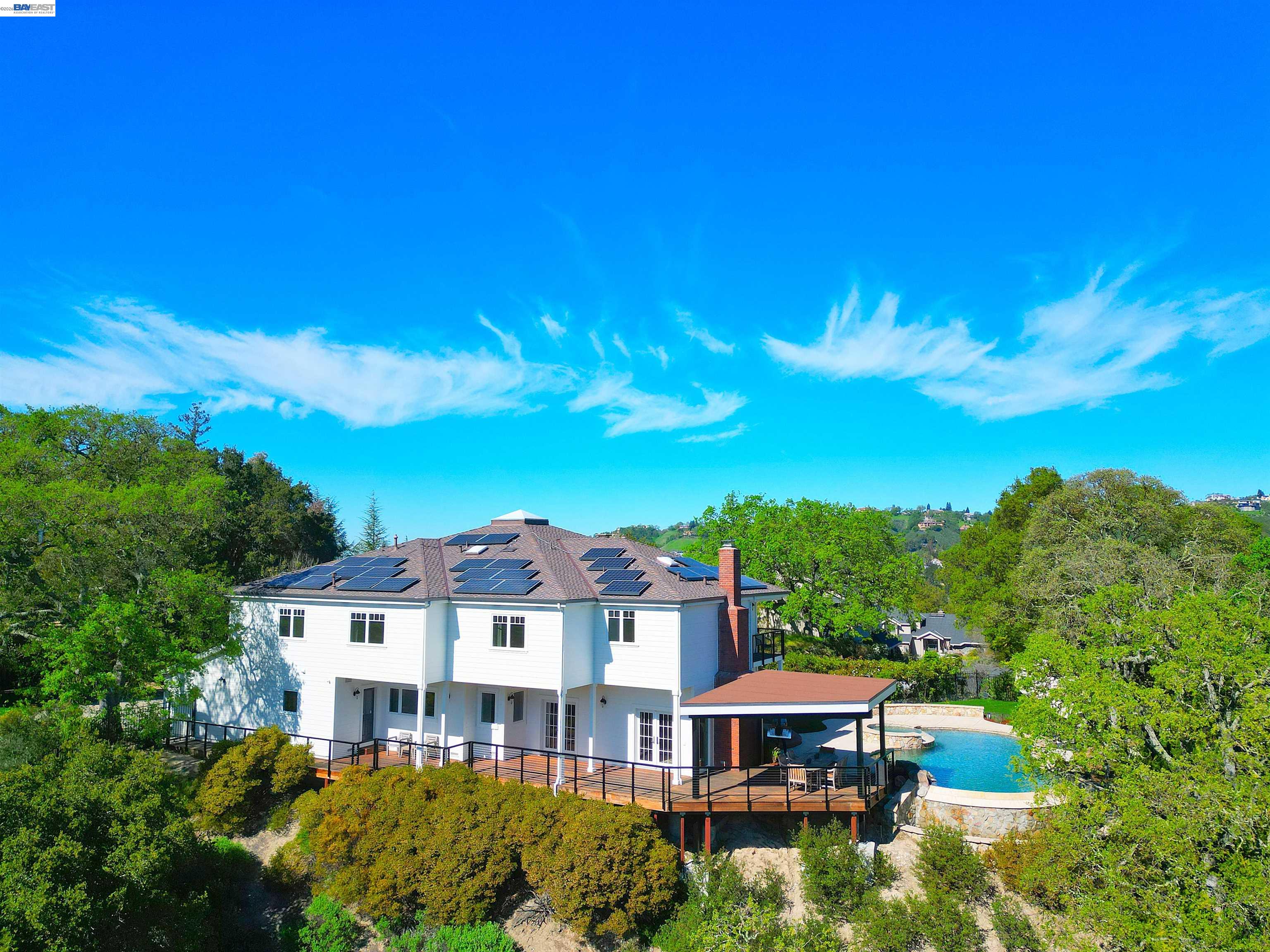 Detail Gallery Image 9 of 49 For 16 Ardendale Ct, Alamo,  CA 94507 - 4 Beds | 3/1 Baths