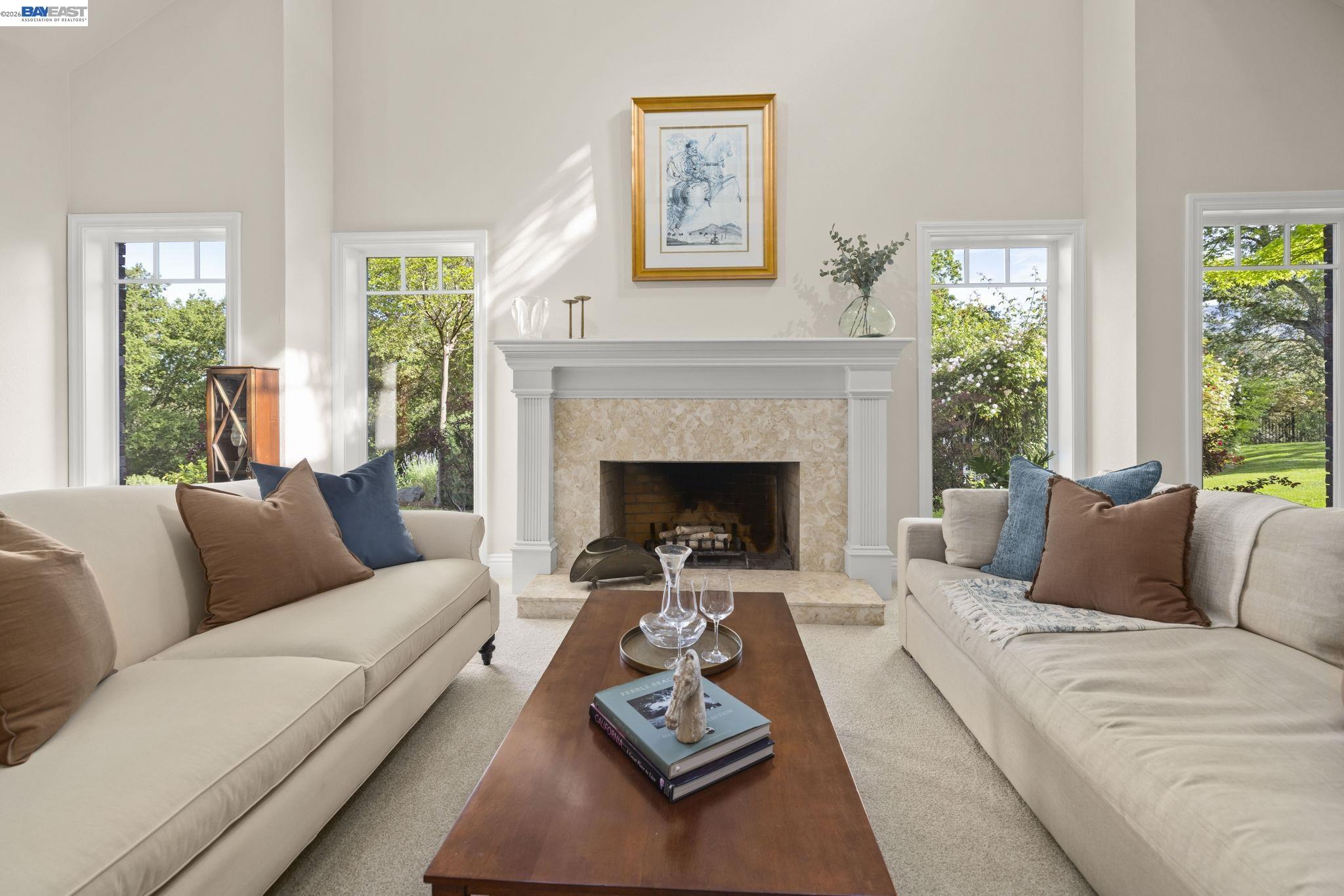 Detail Gallery Image 10 of 51 For 16 Ardendale Ct, Alamo,  CA 94507 - 4 Beds | 3/1 Baths