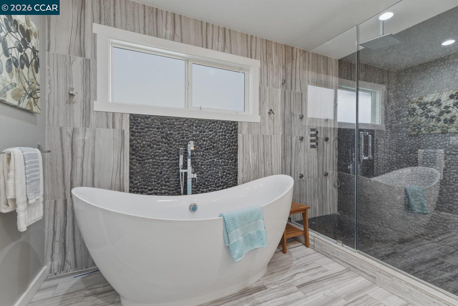 Detail Gallery Image 20 of 43 For 625 Bernal Ave, Sunnyvale,  CA 94085 - 3 Beds | 2 Baths