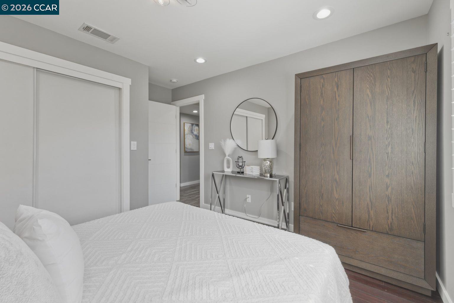 Detail Gallery Image 24 of 43 For 625 Bernal Ave, Sunnyvale,  CA 94085 - 3 Beds | 2 Baths