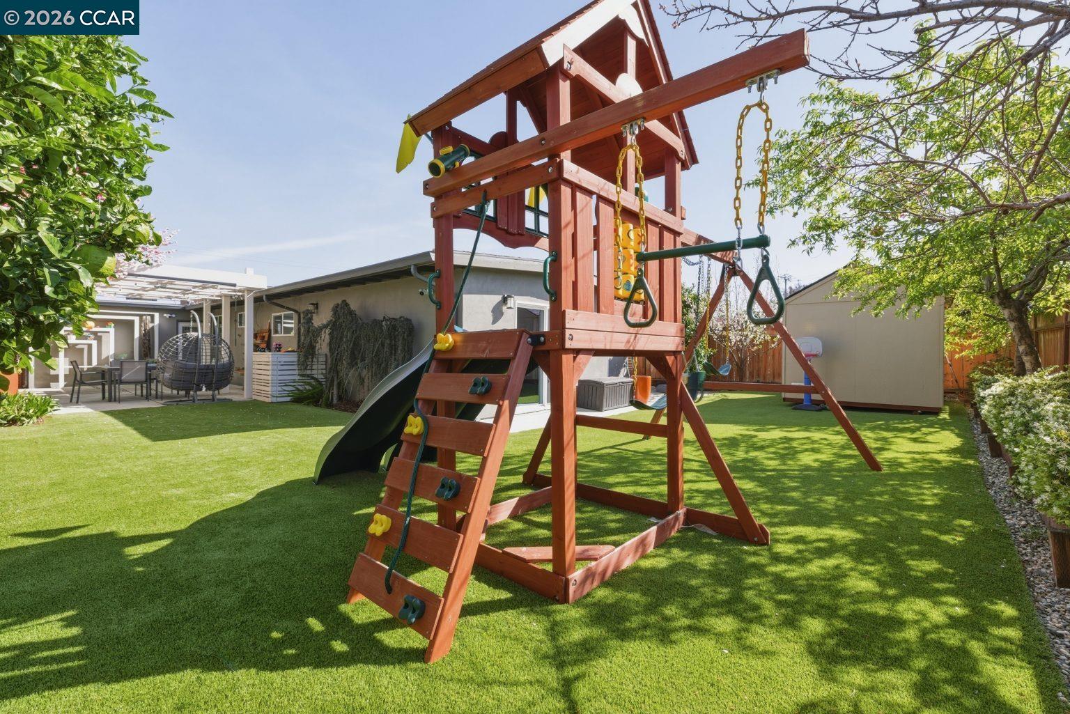 Detail Gallery Image 36 of 44 For 625 Bernal Ave, Sunnyvale,  CA 94085 - 3 Beds | 2 Baths